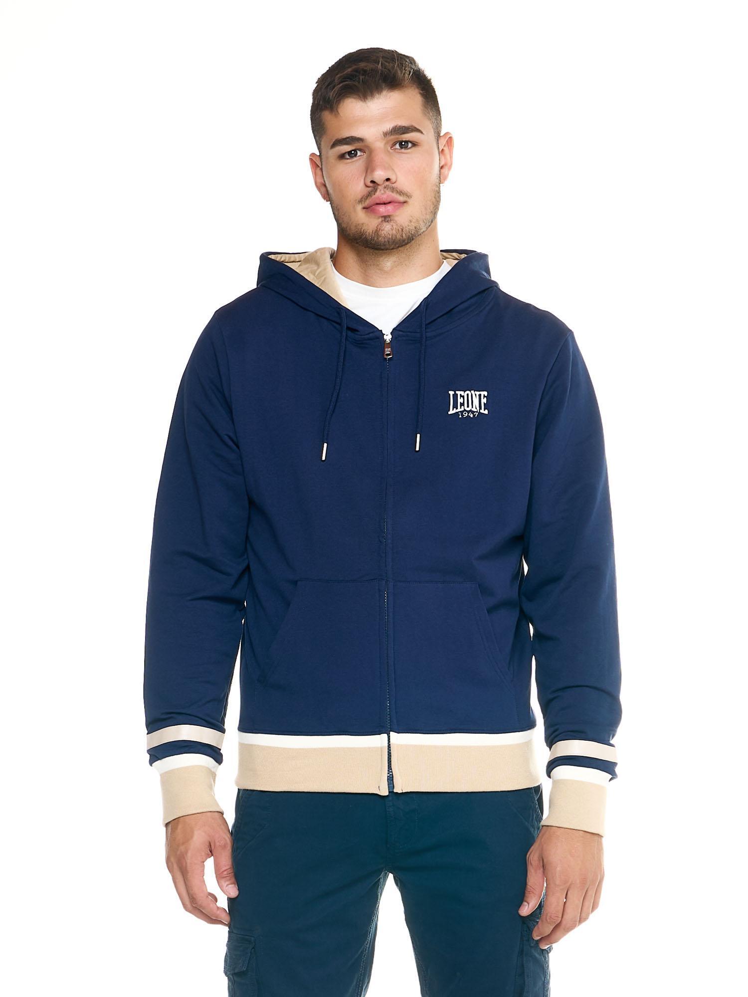 Bluza z kaptur na co dzień na siłownię