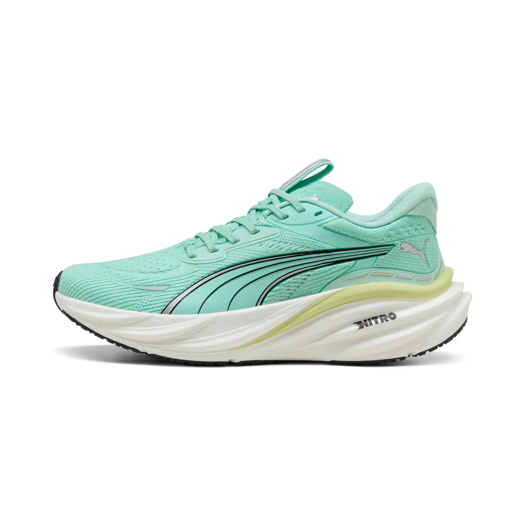 Damskie buty do biegania Puma Magnify Nitro 3