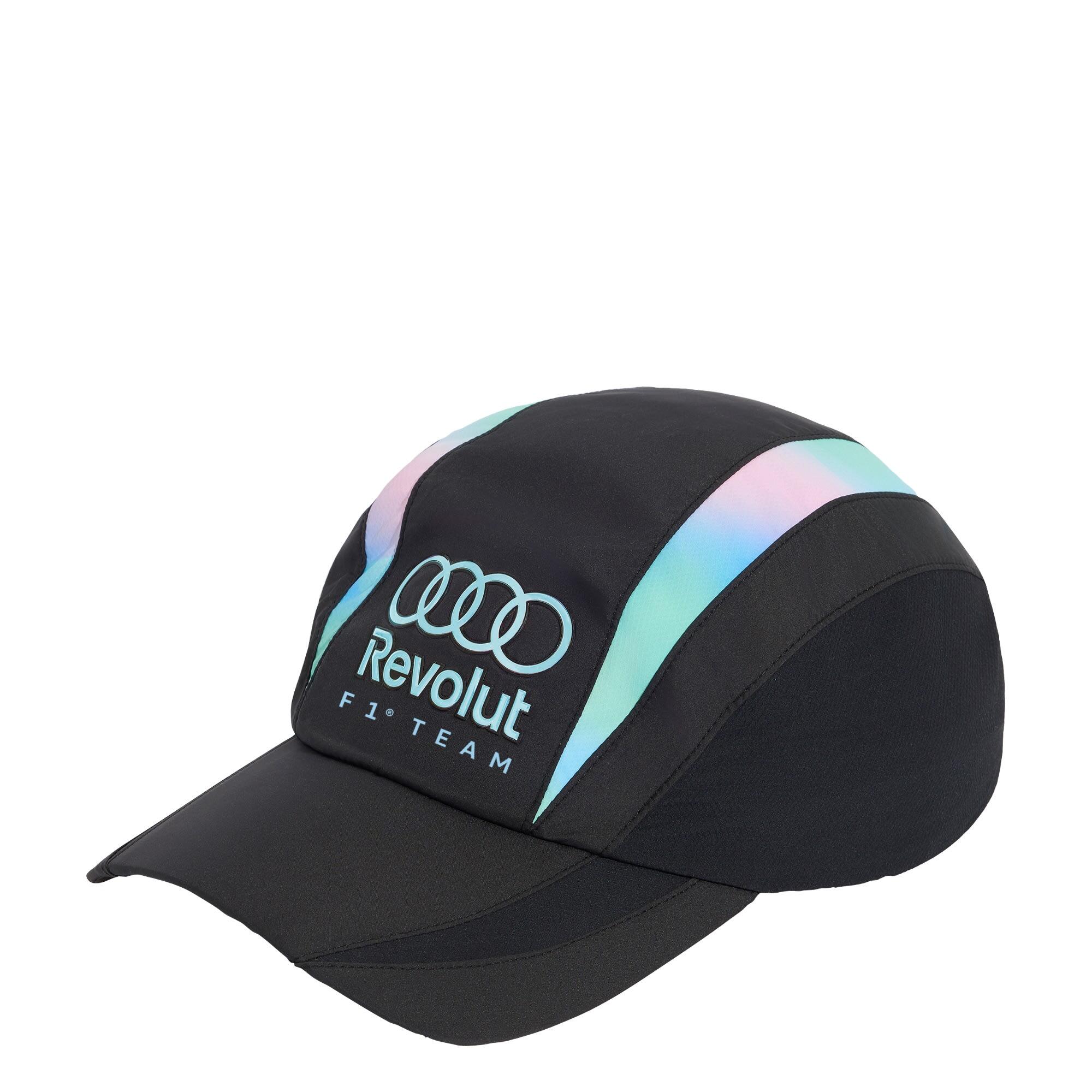 CZAPKA Z DASZKIEM AUDI REVOLUT F1 TEAM TEAMGEIST