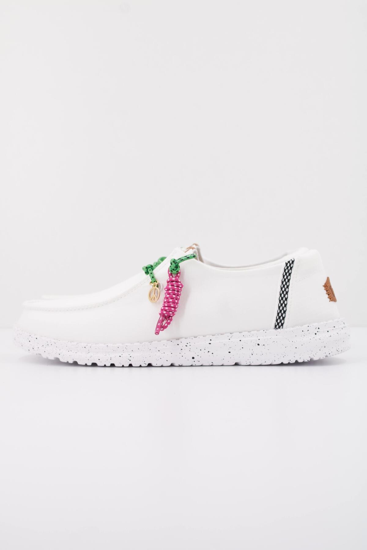 Buty HEY DUDE WENDY GETAWAY LACE Biały