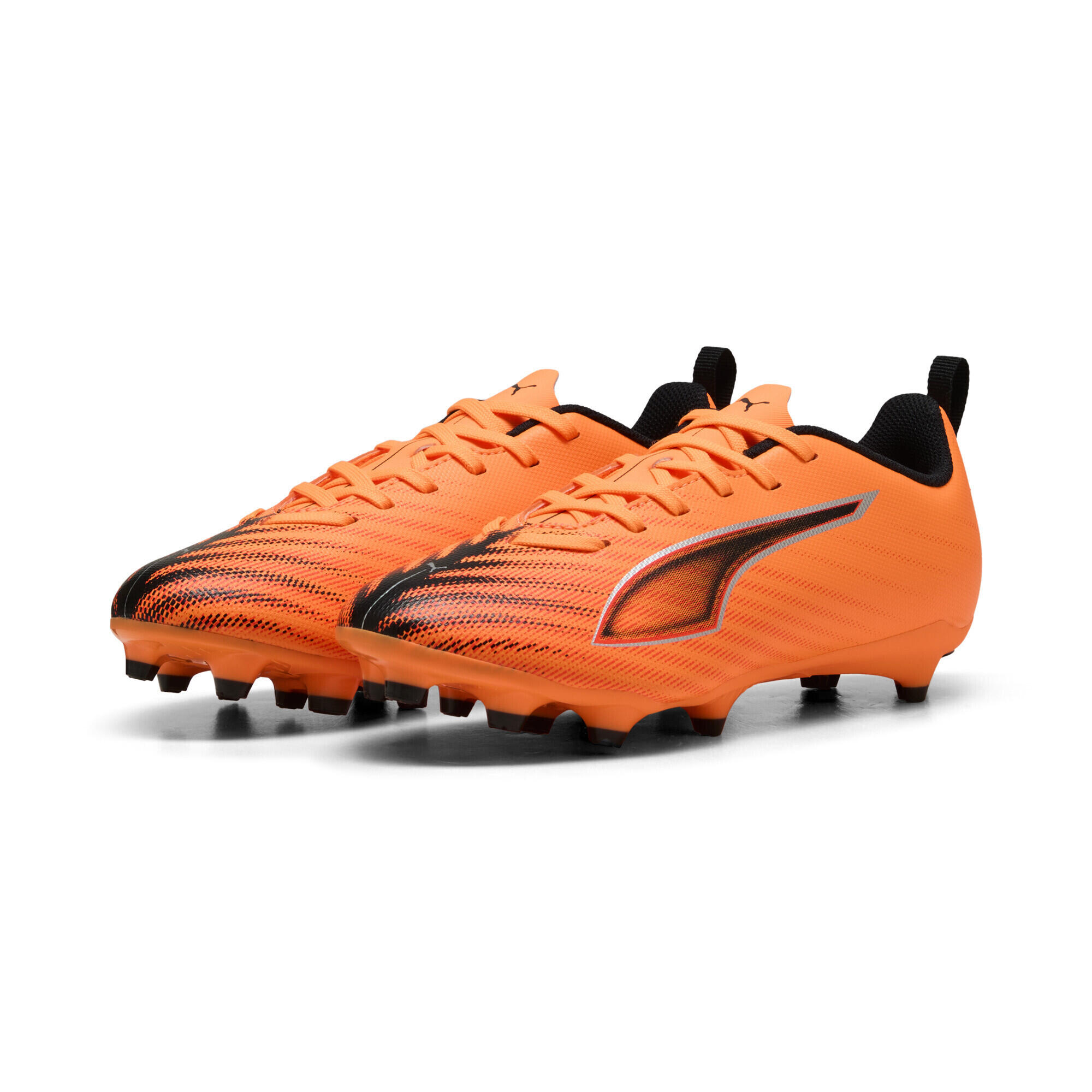 Młodzieżowe buty piłkarskie ULTRA 6 PLAY FG/AG PUMA