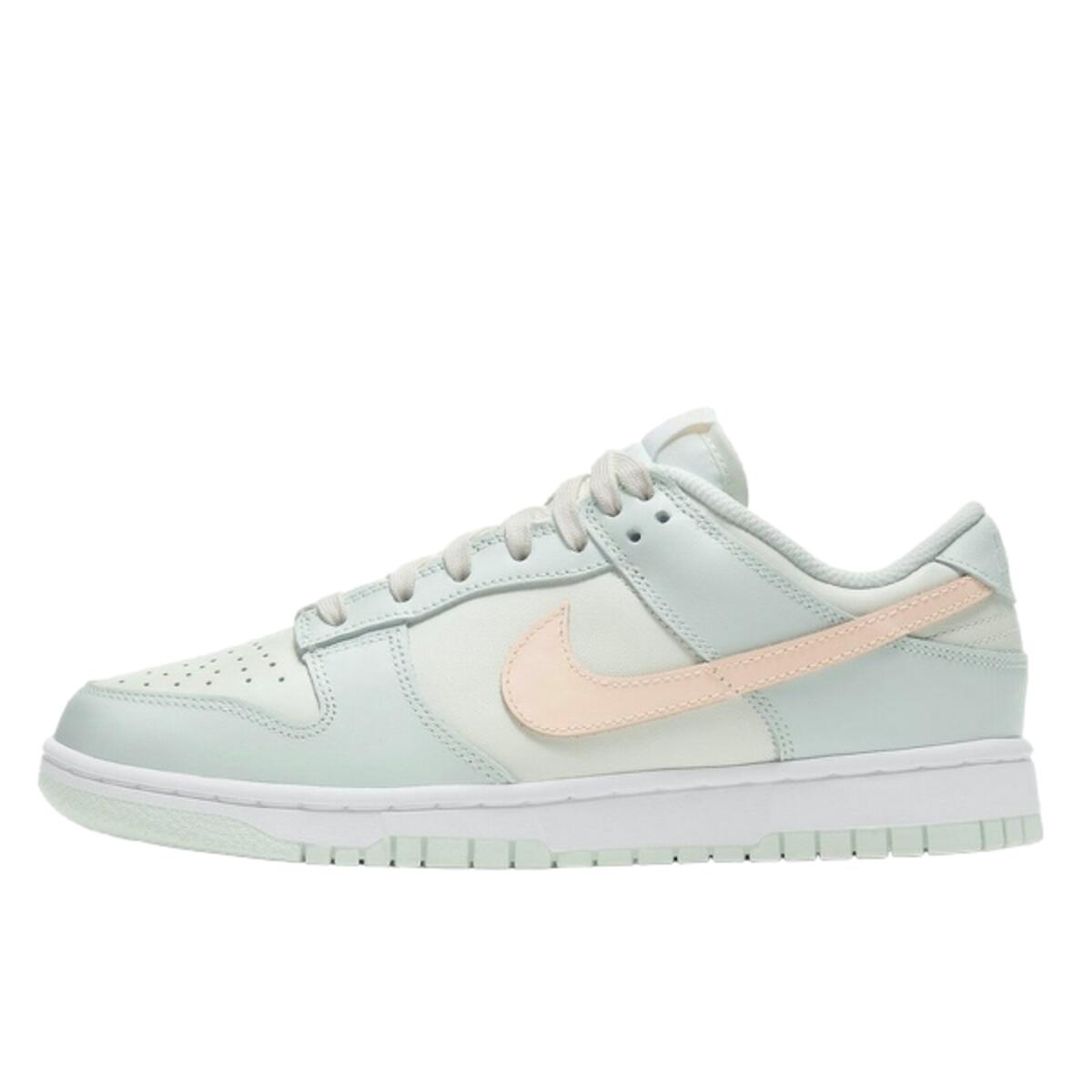 Nike Dunk Low Barely Green