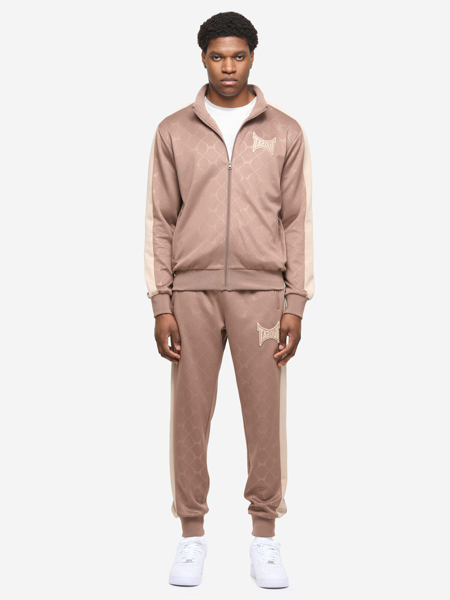 Dres Tapout Niland