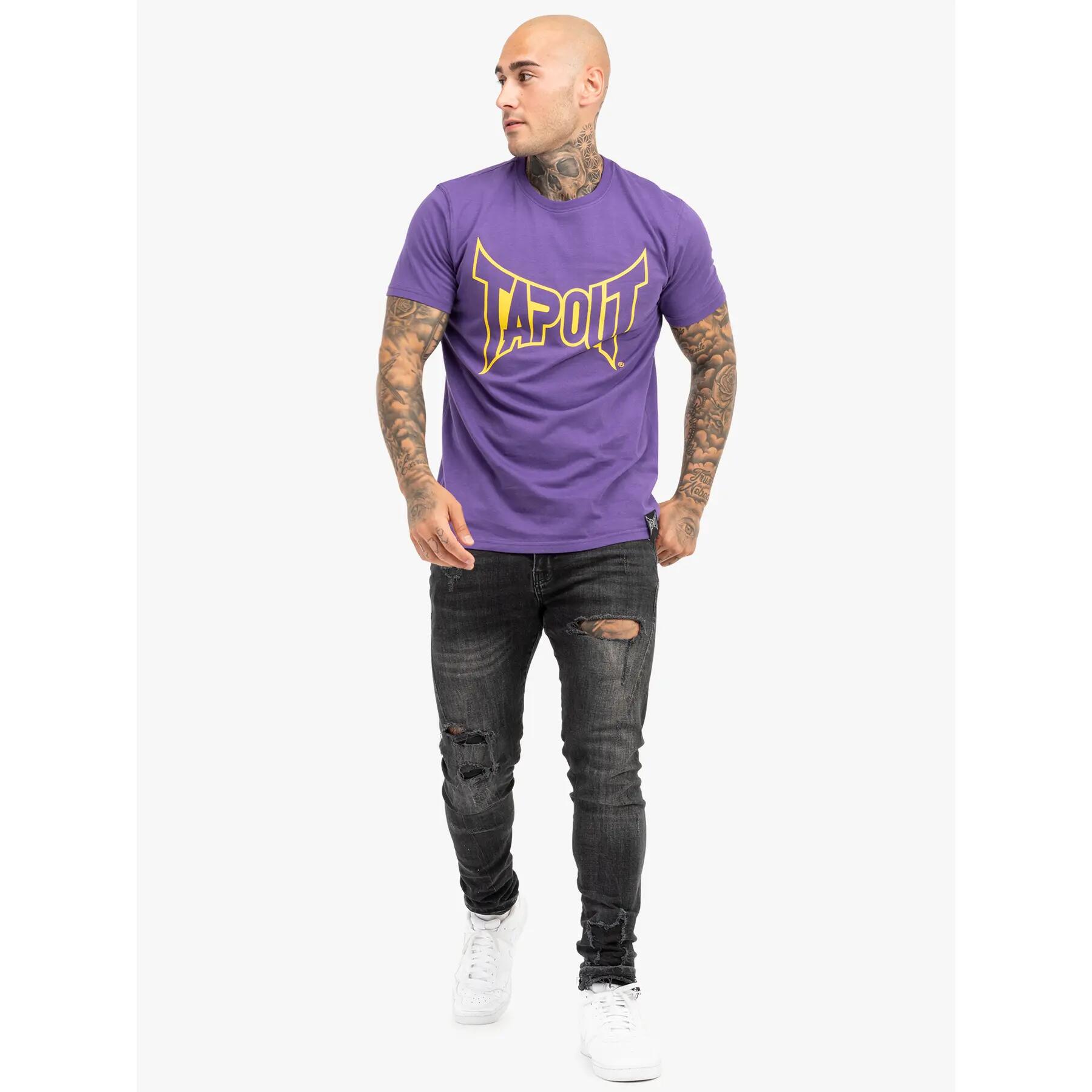 T-shirt o klasycznym kroju Tapout Basic