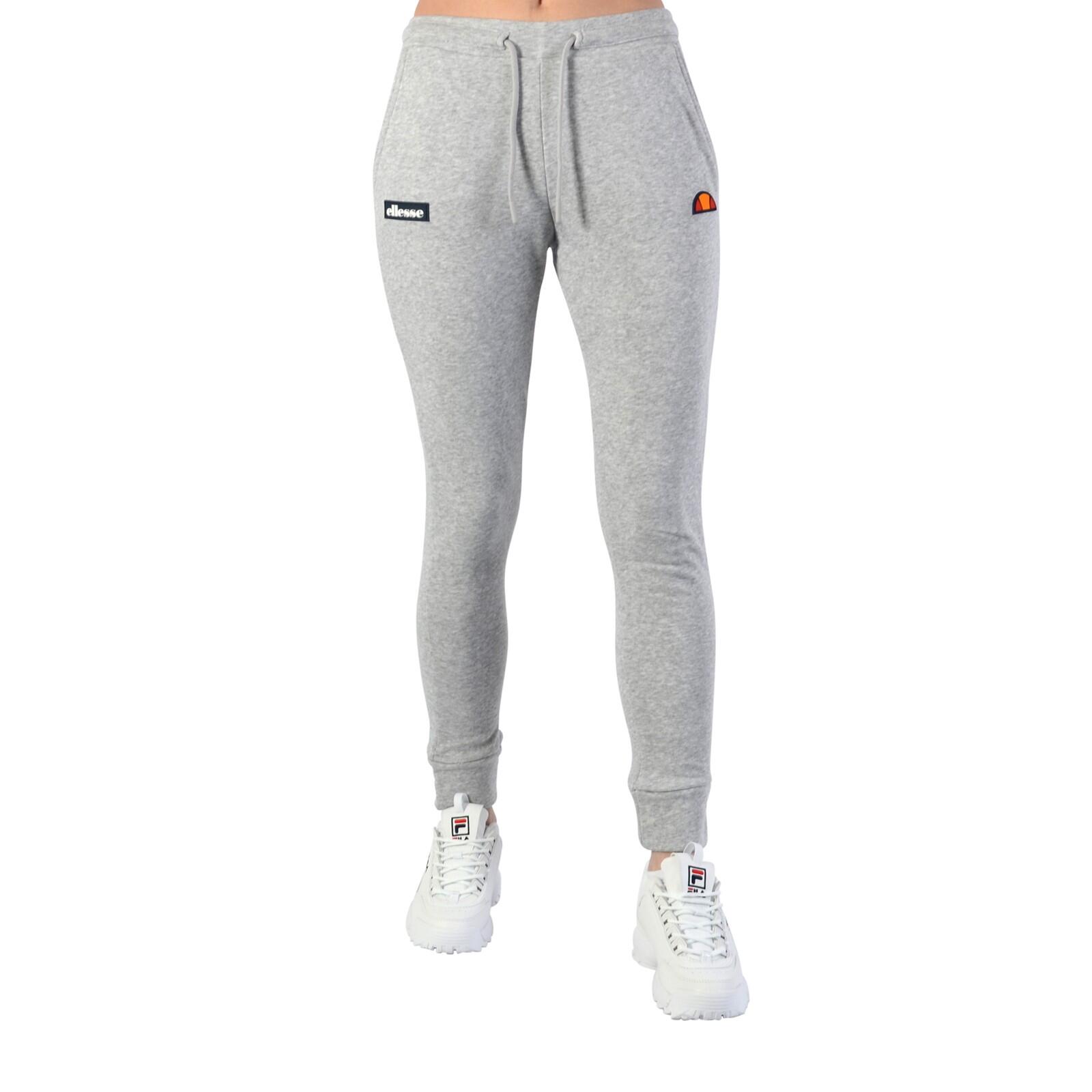 Dresy Ellesse dla kobiet