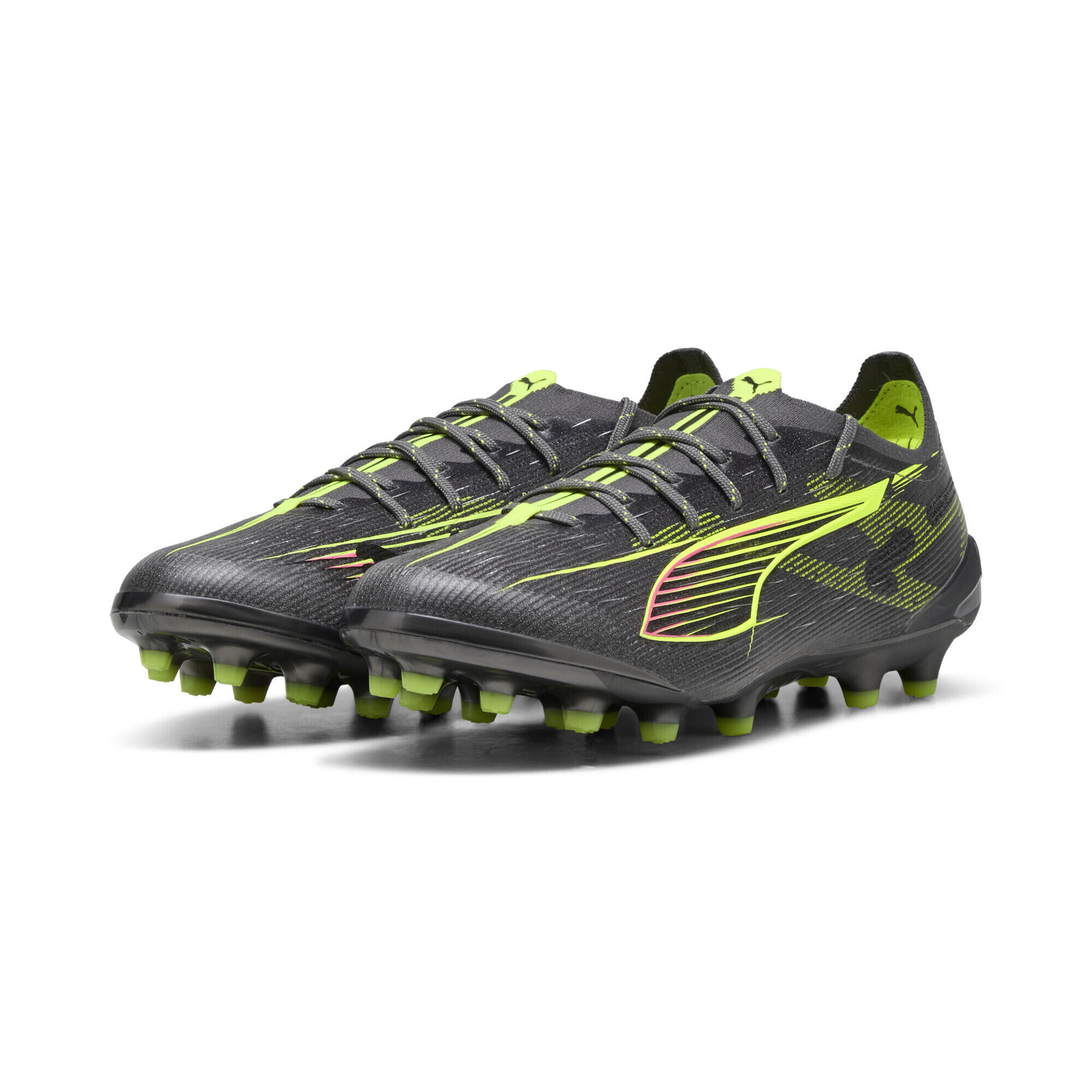 Buty piłkarskie ULTRA 5 ULTIMATE AG PUMA