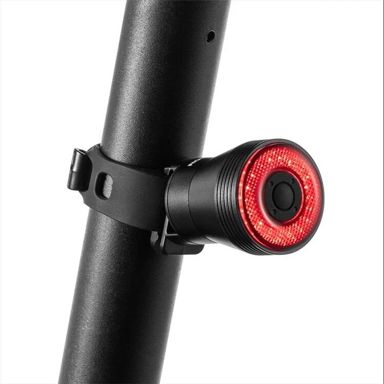 Inteligentna tylna lampa rowerowa z automatycznym czujnikiem hamowania