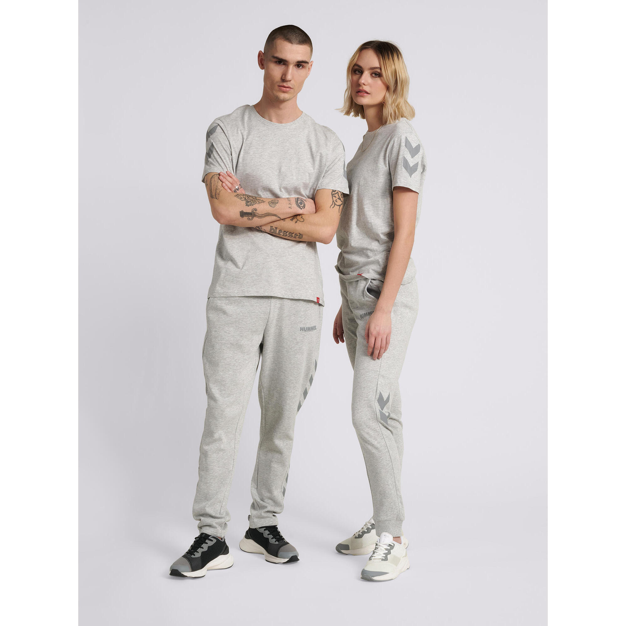 Koszulka Hummel hmlLEGACY chevron