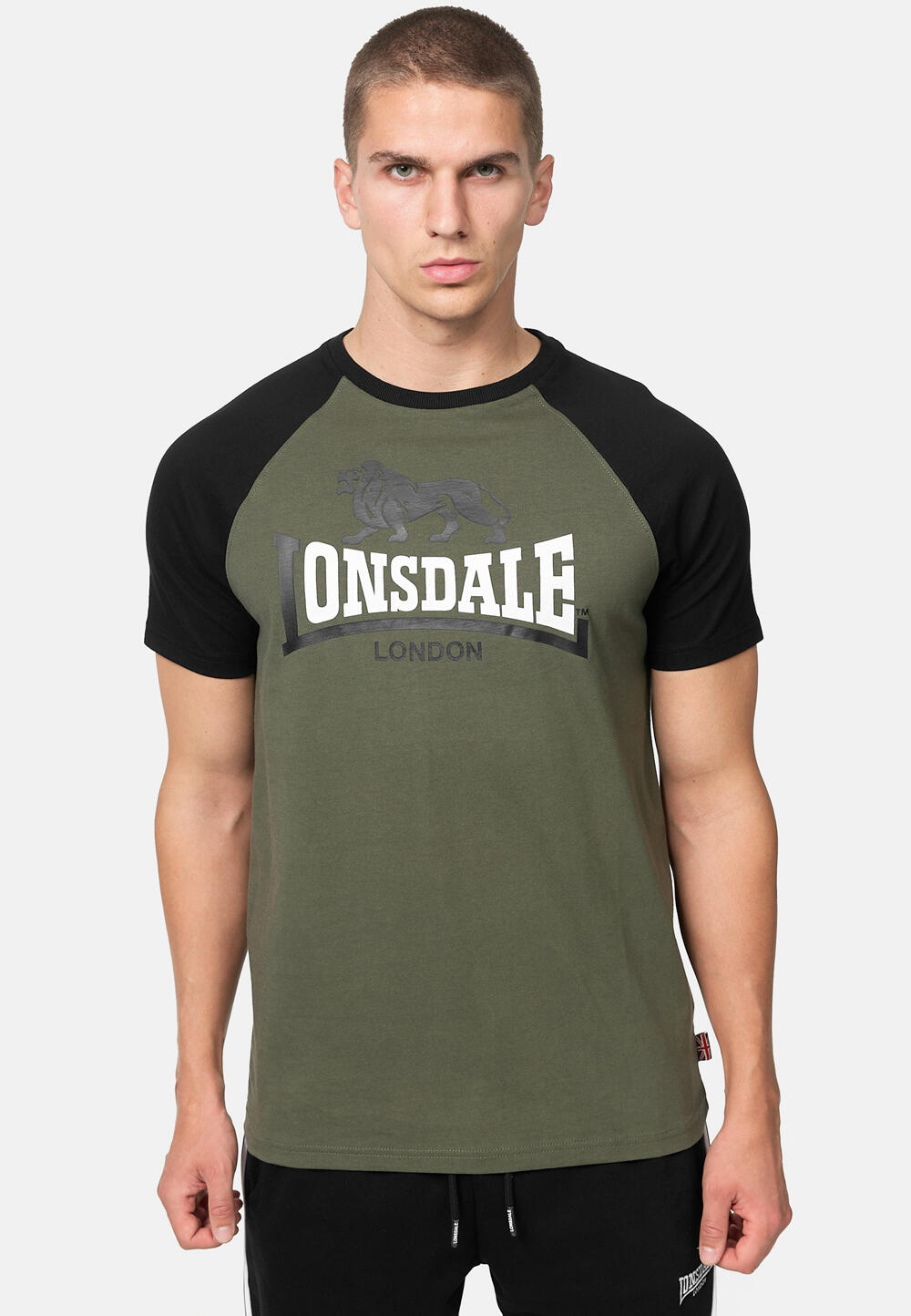T-shirt o klasycznym kroju Lonsdale Magilligan