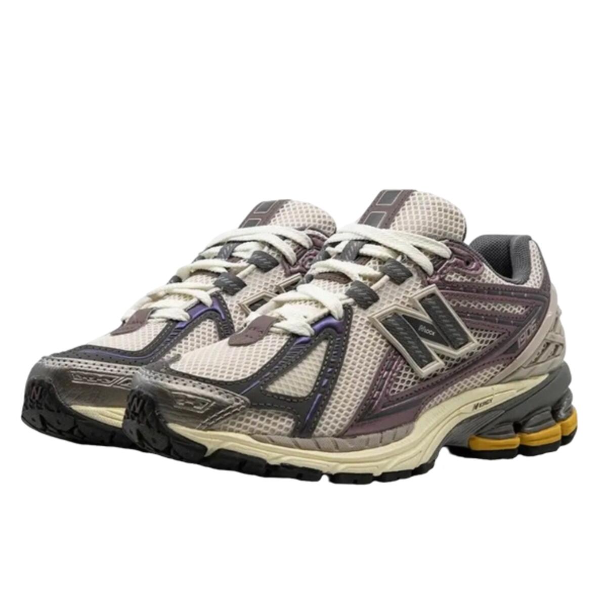 New Balance 1906R Licorice