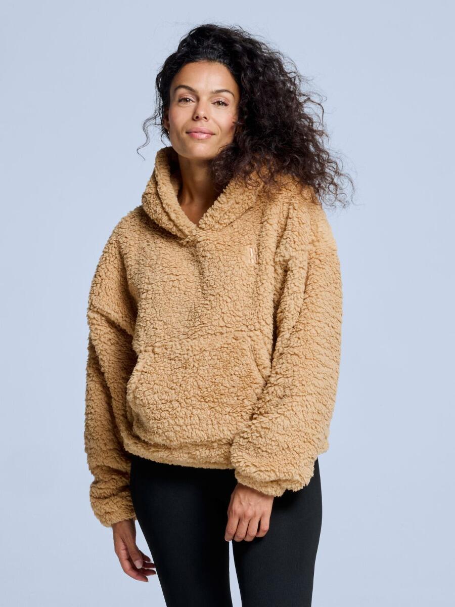 Bluza z kapturem Fluffy - damska - na cztery pory roku - Teddy - Ciepły piasek