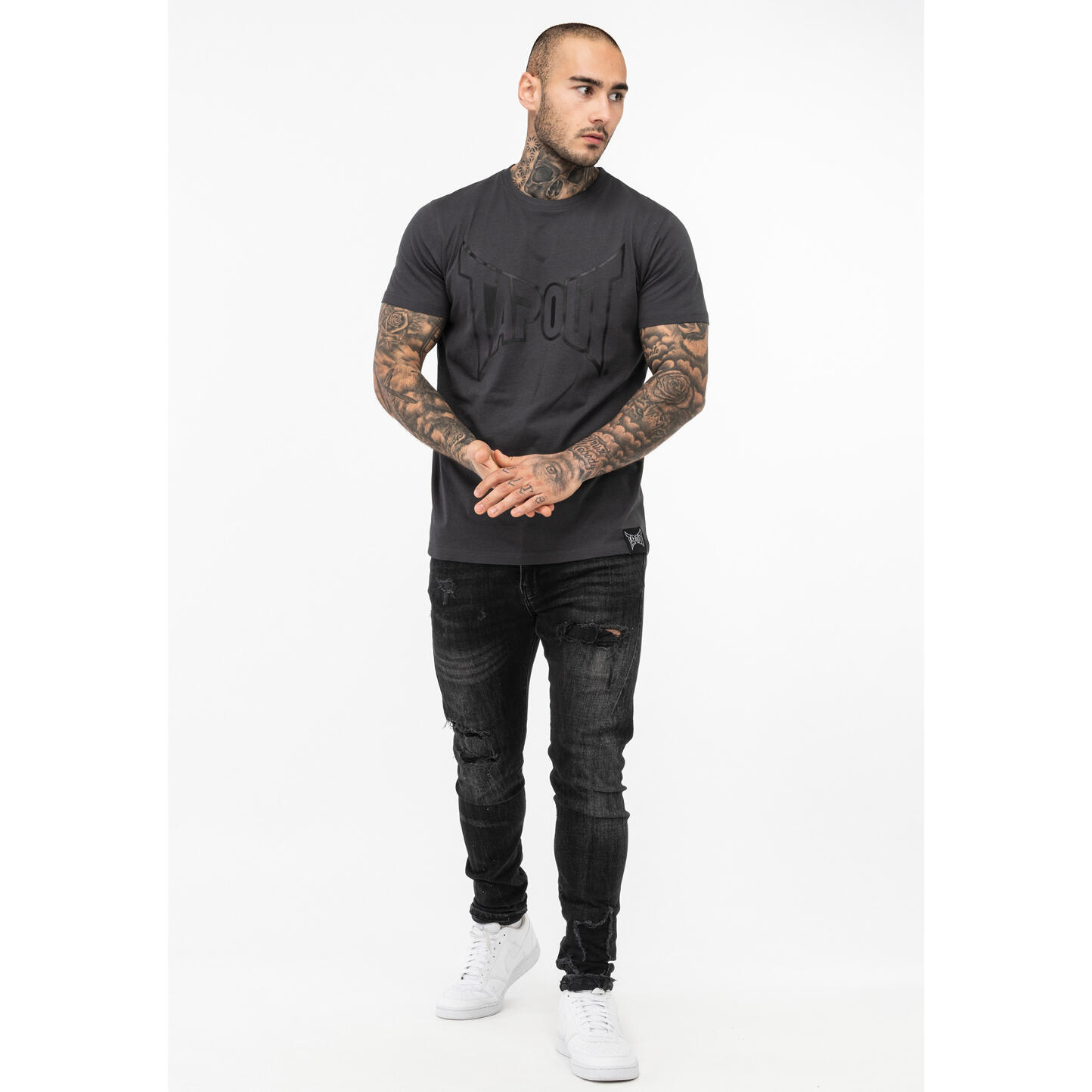 T-shirt o klasycznym kroju Tapout Basic
