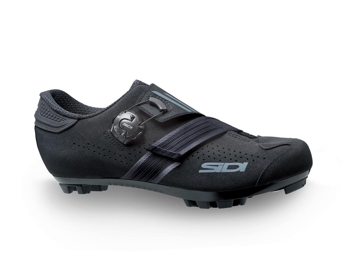 Buty AERTIS czarno/czarne
