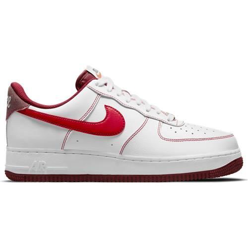 Buty do chodzenia męskie Nike Air Force 1 07