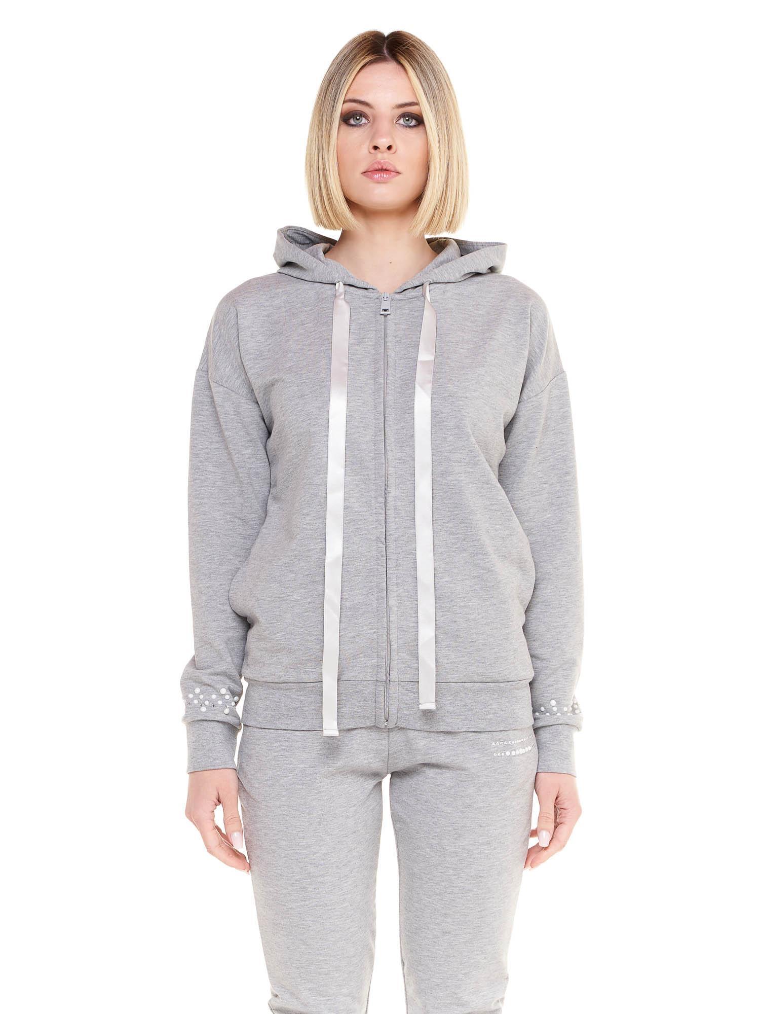 Bluza z kaptur na co dzień na siłownię