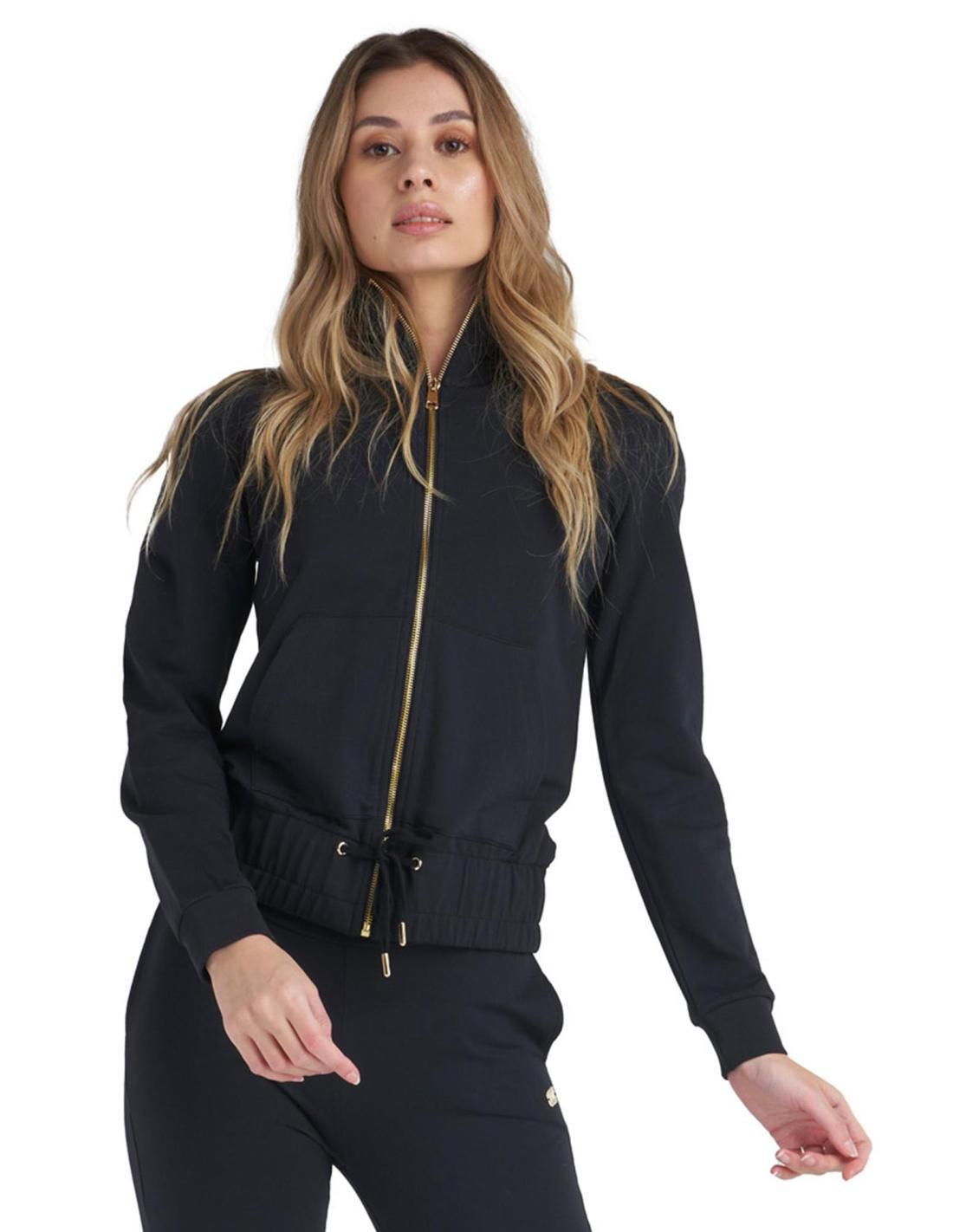 Damski dres z linii „Chic Boxe”.
