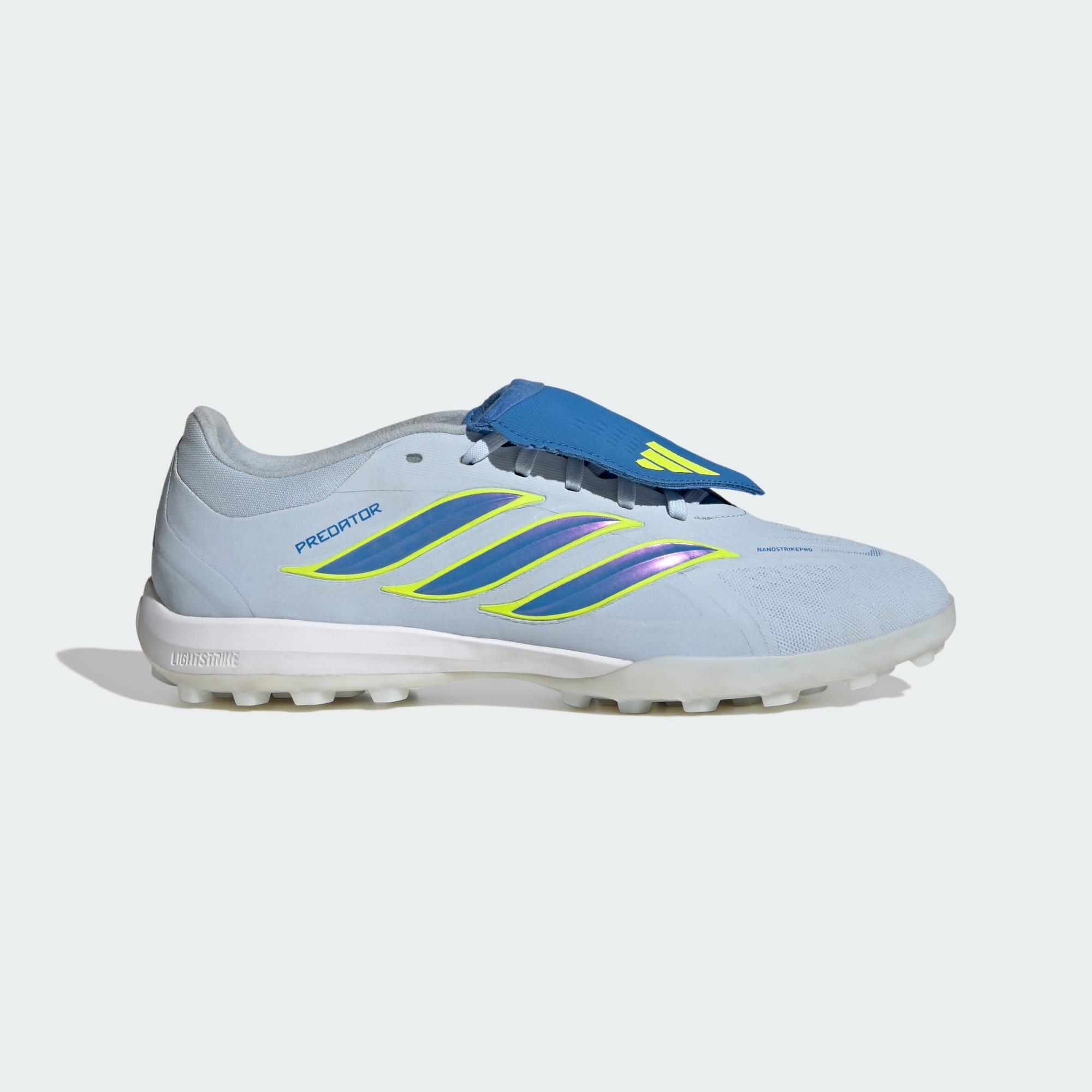 Buty piłkarskie PREDATOR PRO z wywijanym językiem na sztuczną murawę