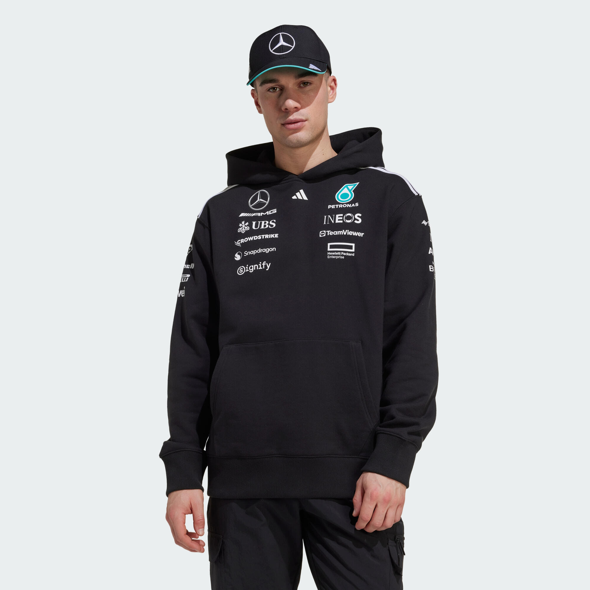 BLUZA Z KAPTUREM MERCEDES - AMG PETRONAS FORMULA ONE TEAM