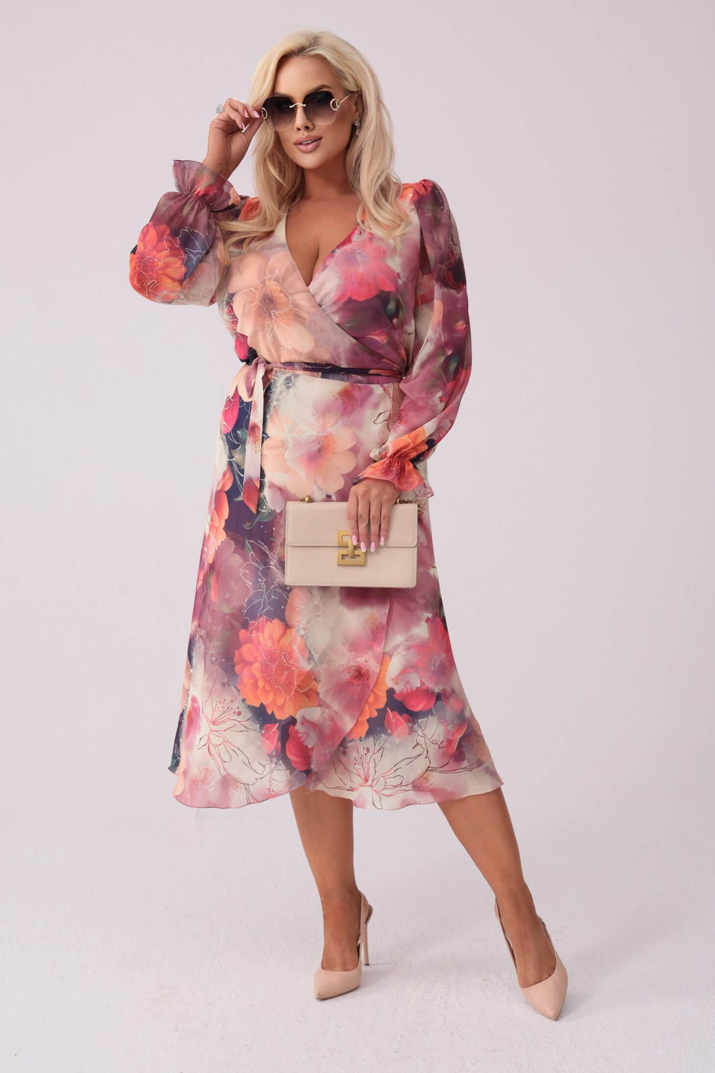 Sukienka Szyfonowa kopertowa sukienka Mia w odcieniach beżu i pomarańczu PLUS SIZE XXL WIOSNA
