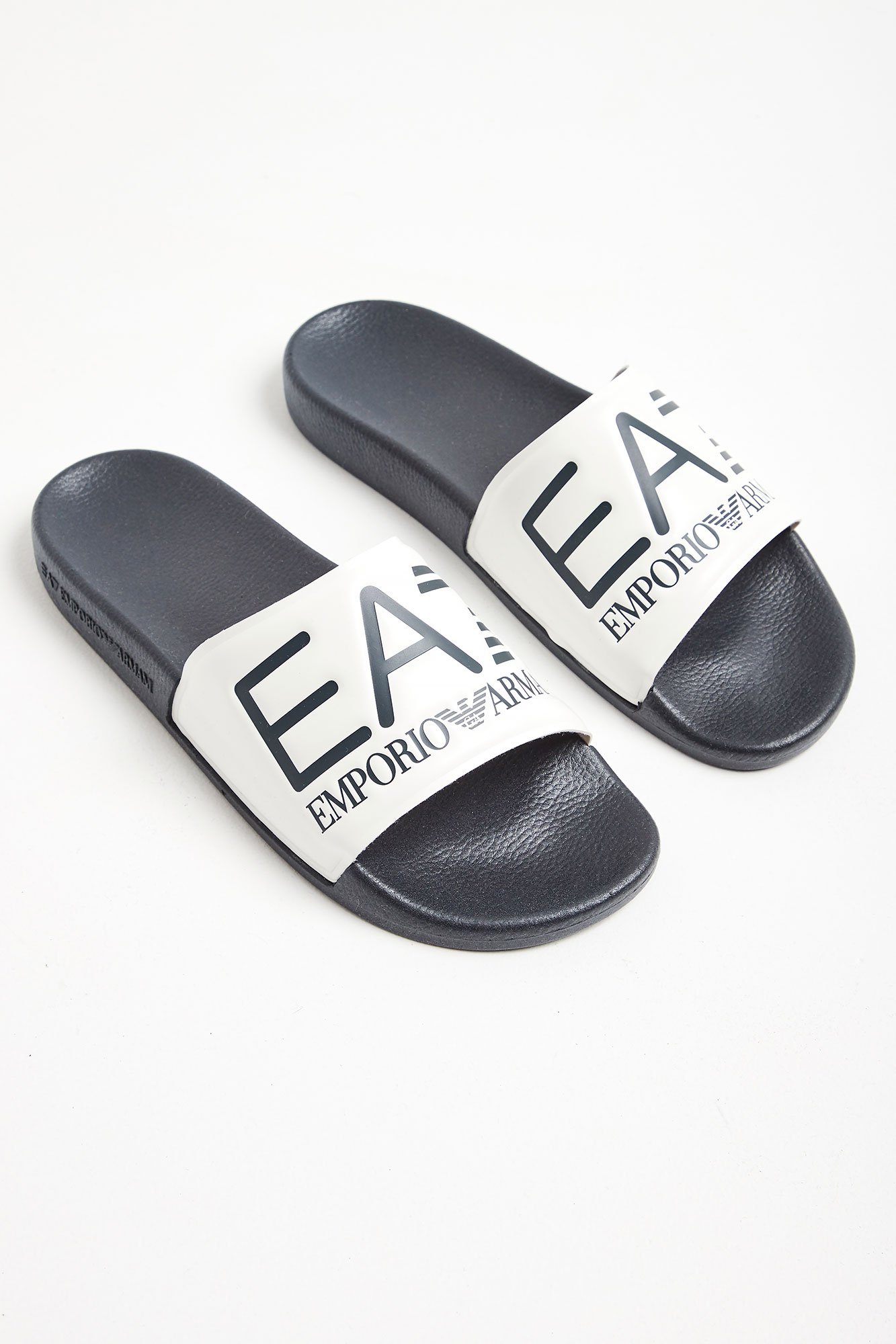 KLAPKI EA7 EMPORIO ARMANI KLAPKI EA7 EMPORIO ARMANI rozmiar 40