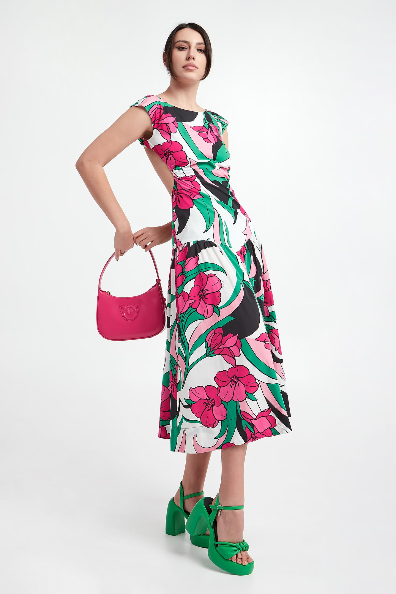 Sukienka modna i ładna