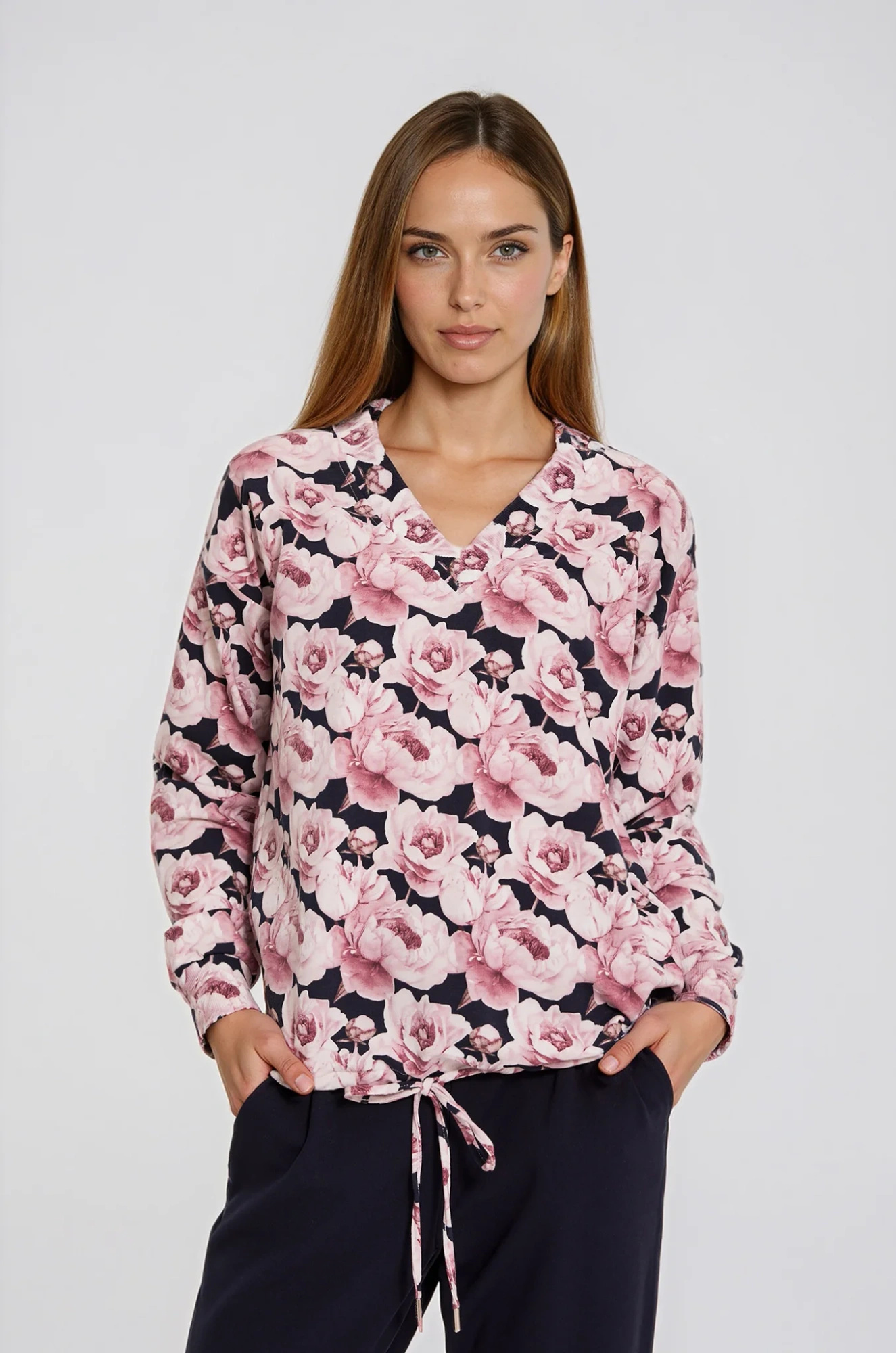 Bluza z kwiatowym nadrukiem różowa