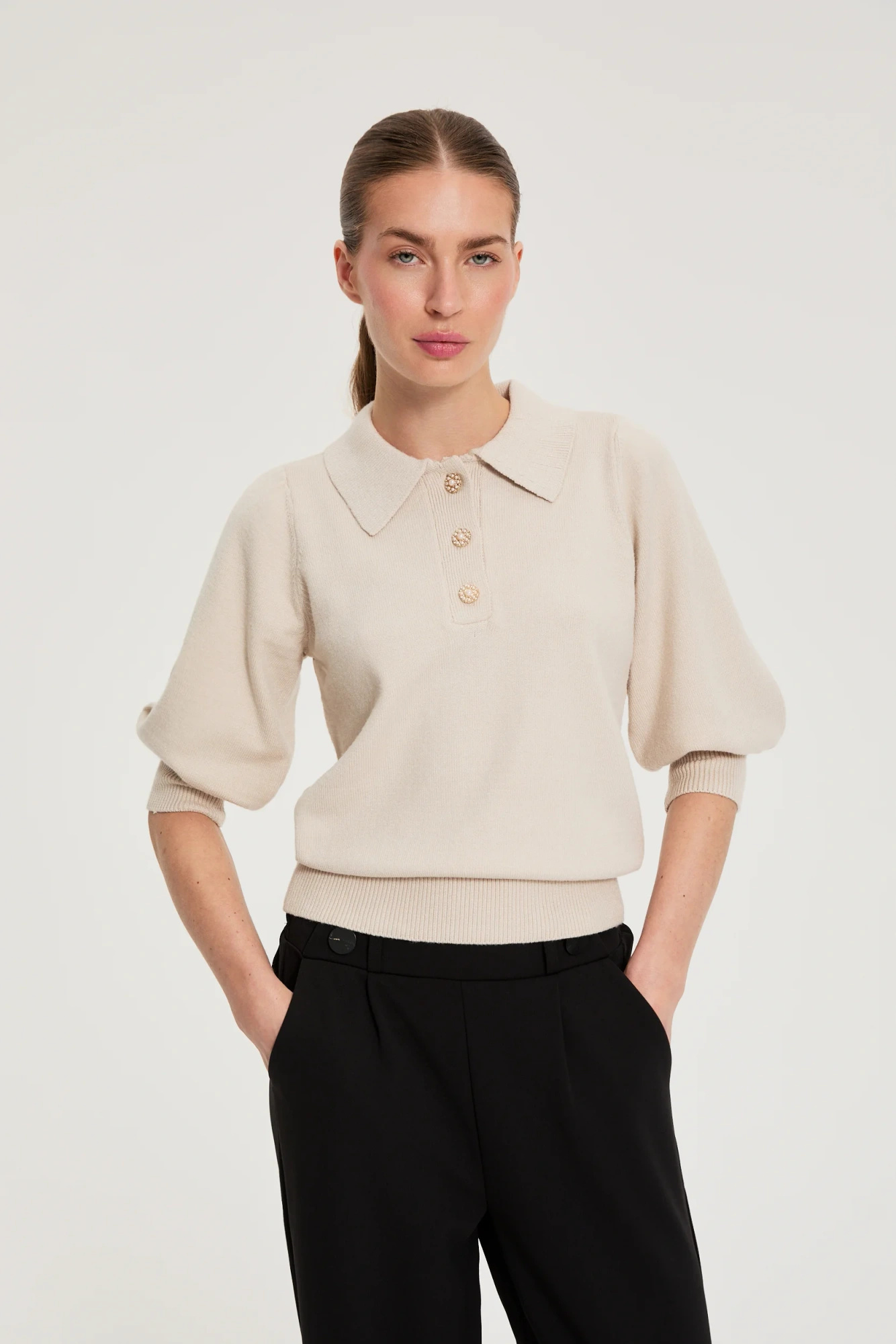 Sweter z krótkimi rękawami beżowy