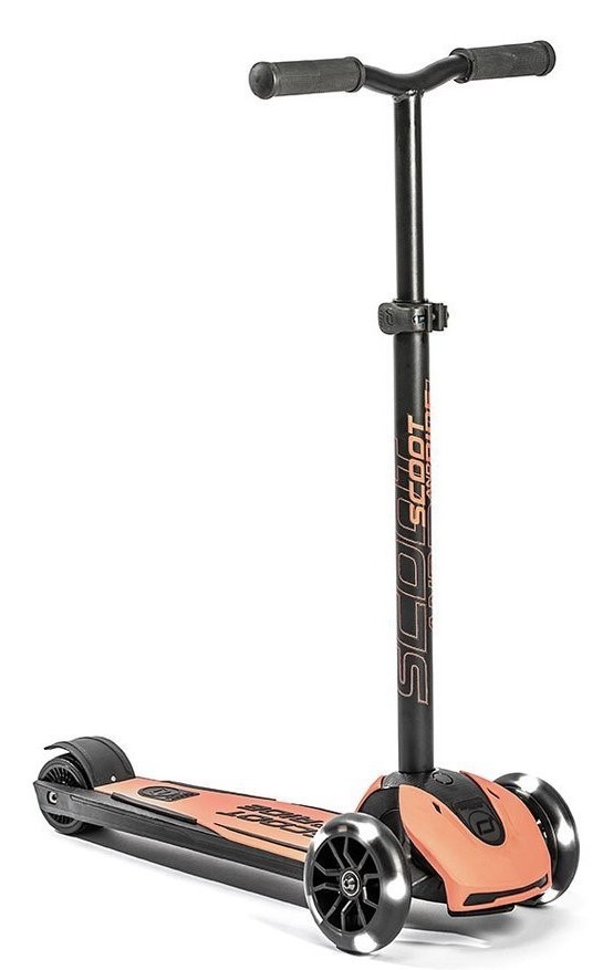 Scoot & Ride Highwaykick 5 LED Peach