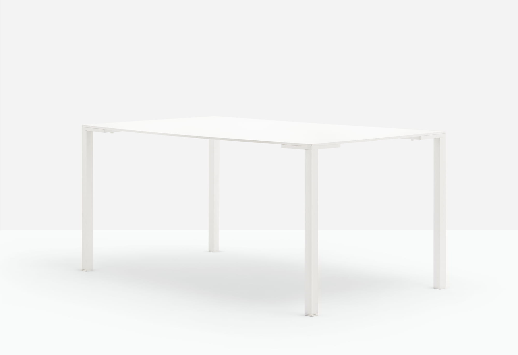 Pedrali Stół Togo 119x79 cm BI Biały - tytuł obrazka Pedrali Stół Togo 119×79 cm BI Biały