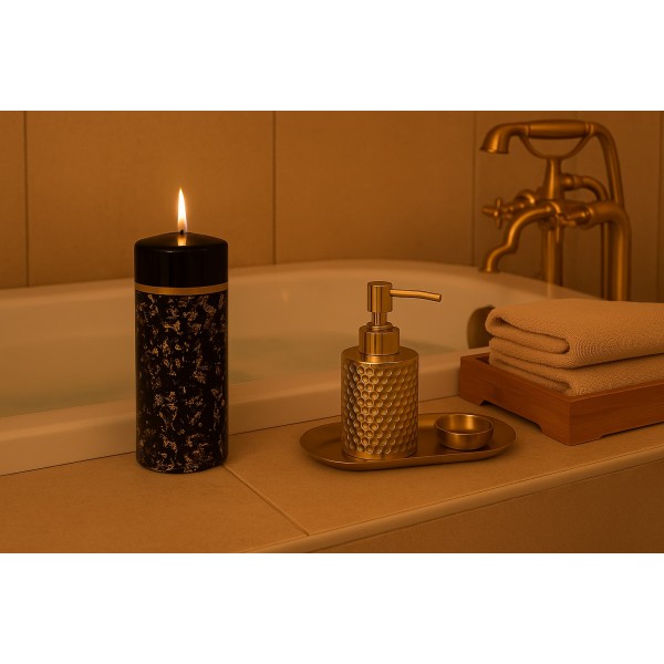 Świeca pieńkowa 15 cm Gothic Gold 150/70