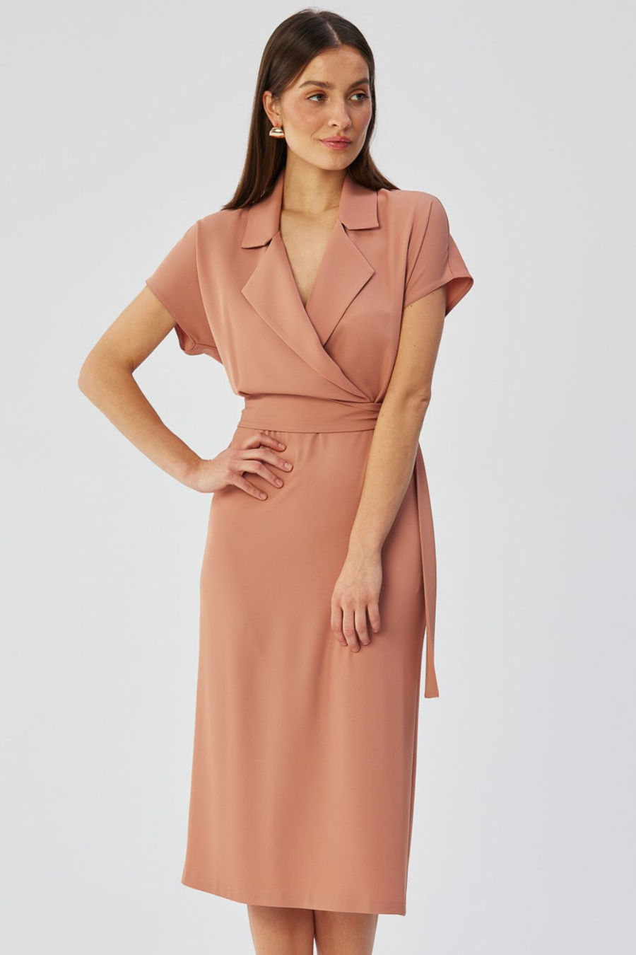 Sukienka Elegancka sukienka z kołnierzem różana