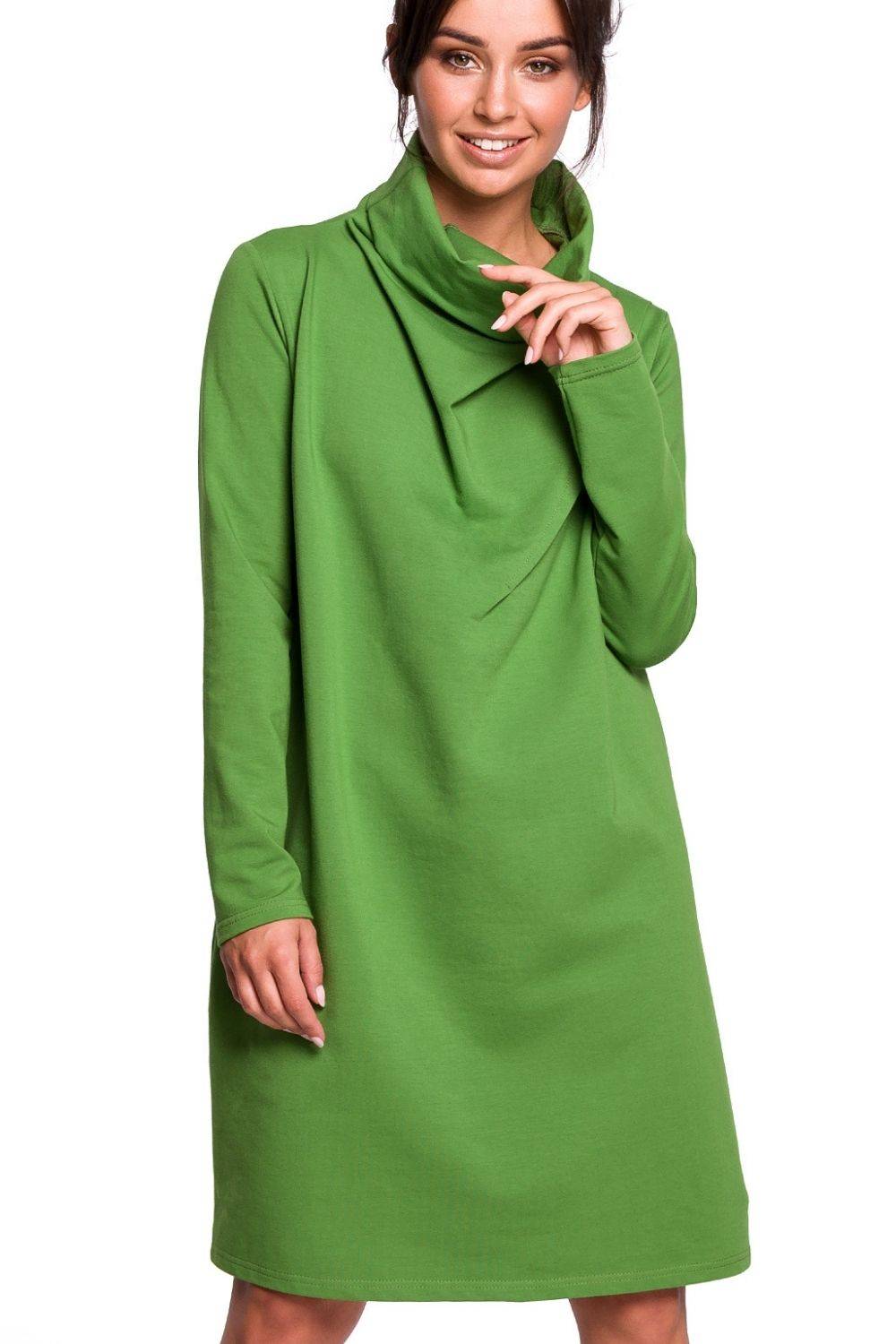 Sukienka Sukienka dresowa oversize trapezowa z wysokim kołnierzem zielona