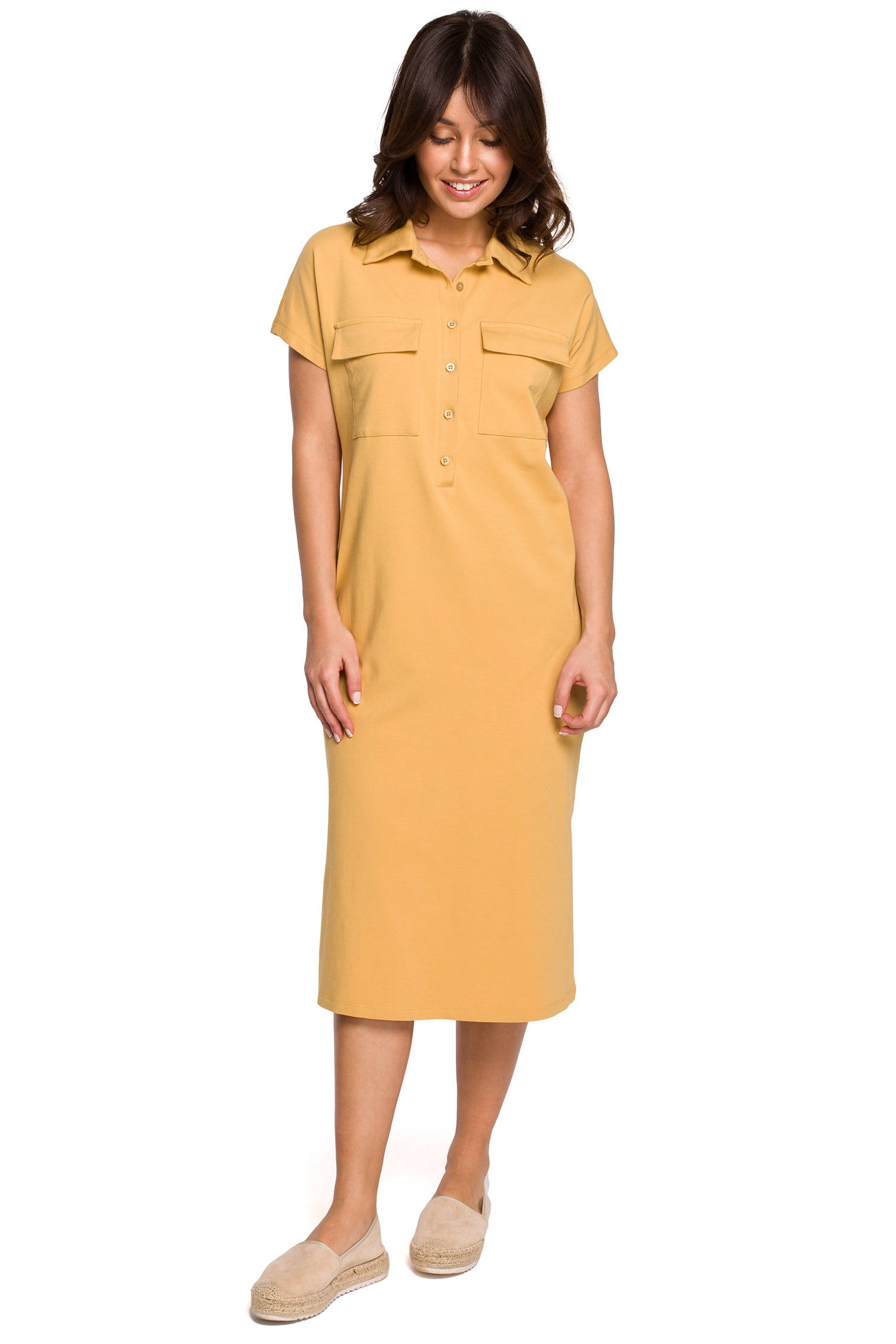 Opis: Sukienka koszulowa na lato szmizjerka z kołnierzykiem żółta bawełna.