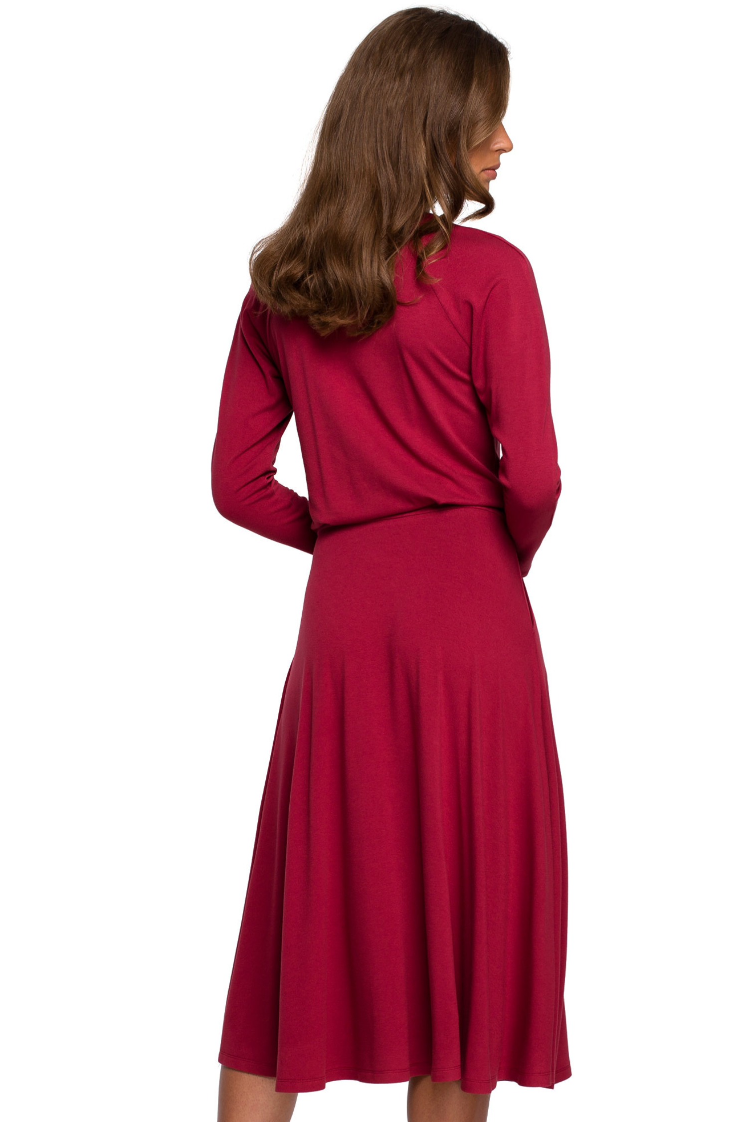 Opis: Sukienka rozkloszowana klasyczna z gumą w pasie bordowa wiskoza.