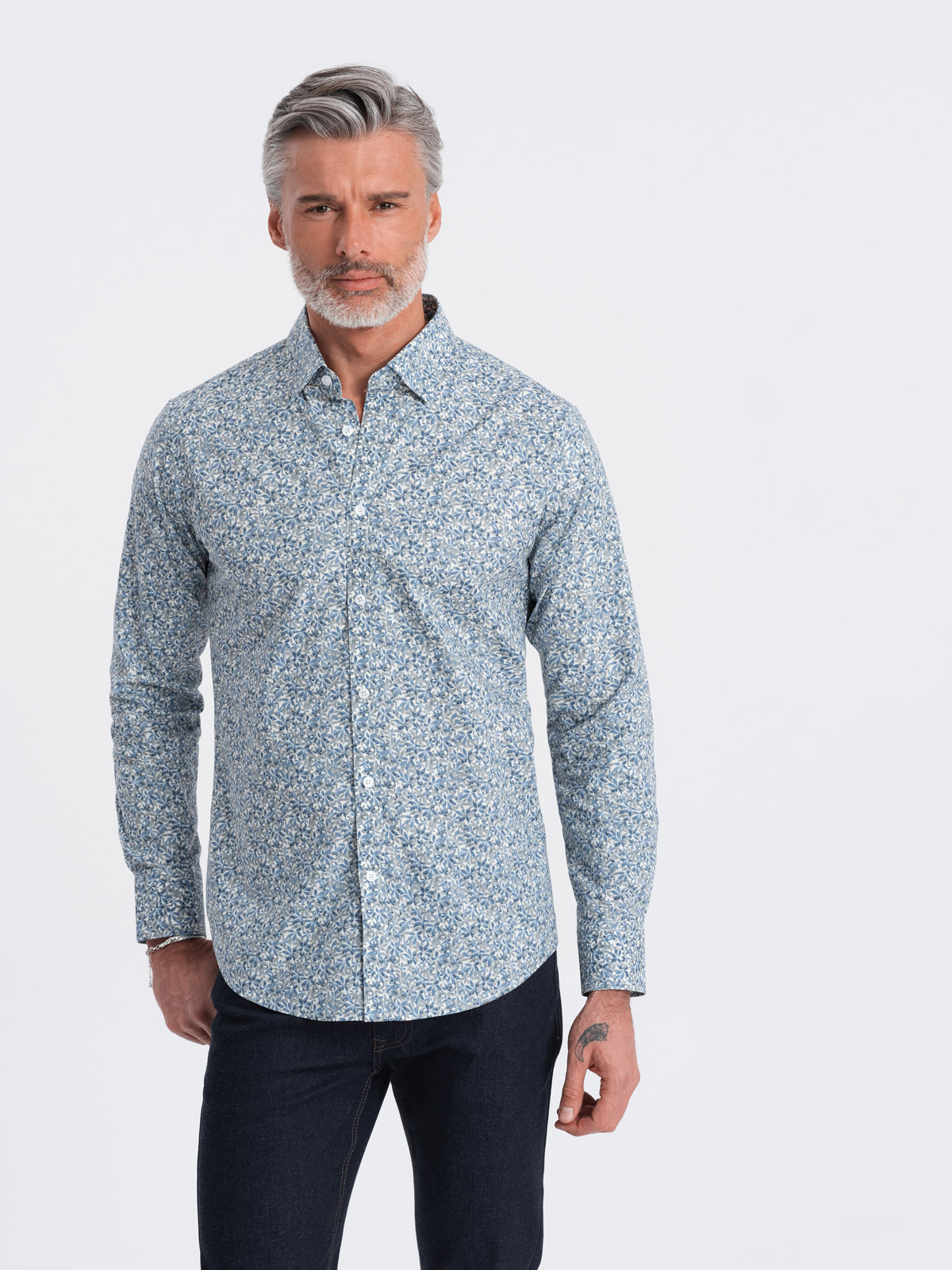 Koszula męska SLIM FIT w print drobnych liści - jasnoniebieska V1 - Rozmiar: S