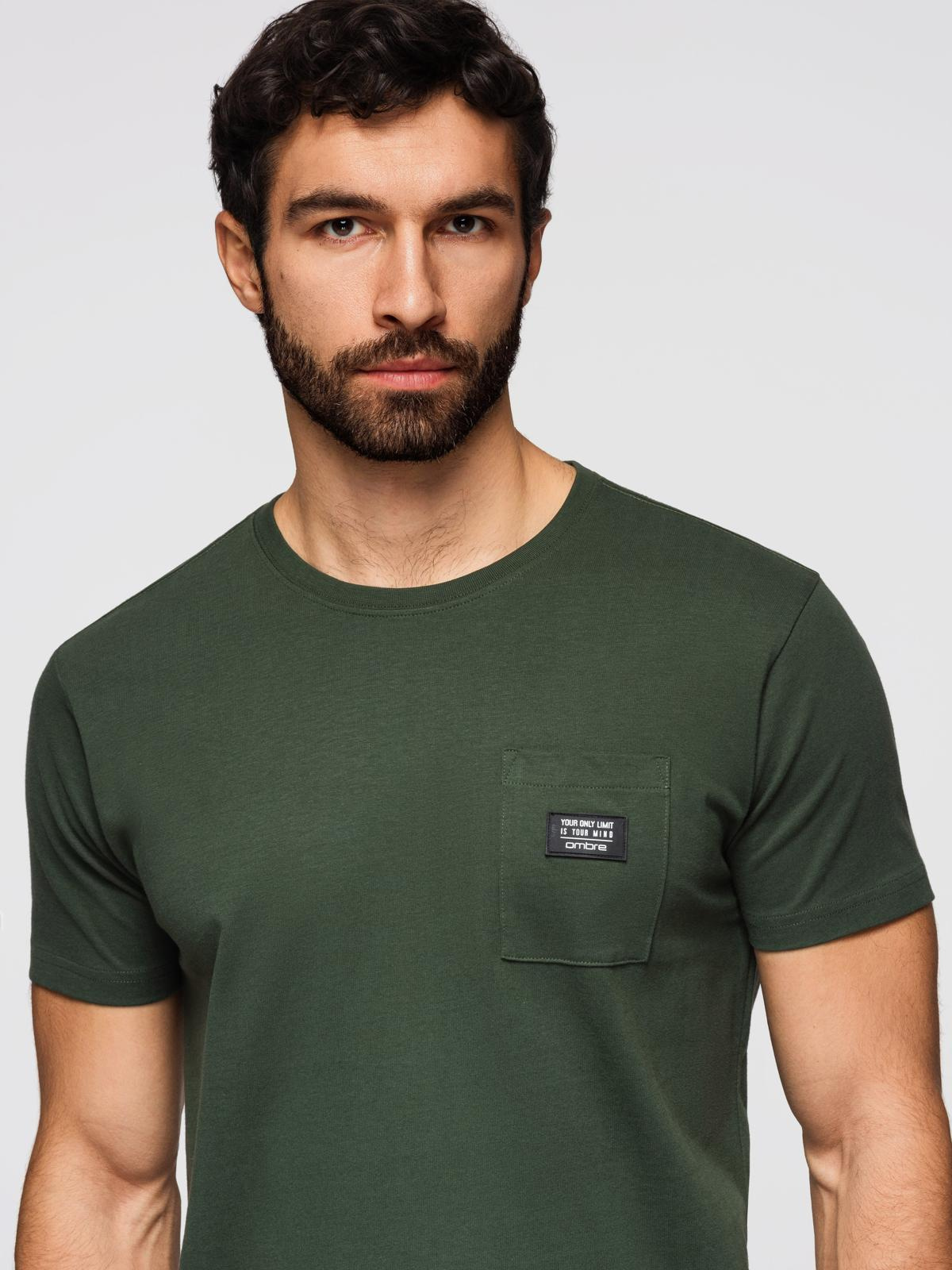 Casualowy męski t-shirt z naszywką na kieszeni – ciemnooliwkowy V4 - Rozmiar: L