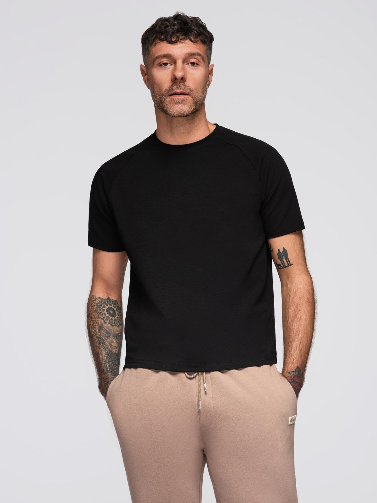 Męska koszulka COMFORT FIT z raglanowym rękawem – czarna V2 - Rozmiar: M