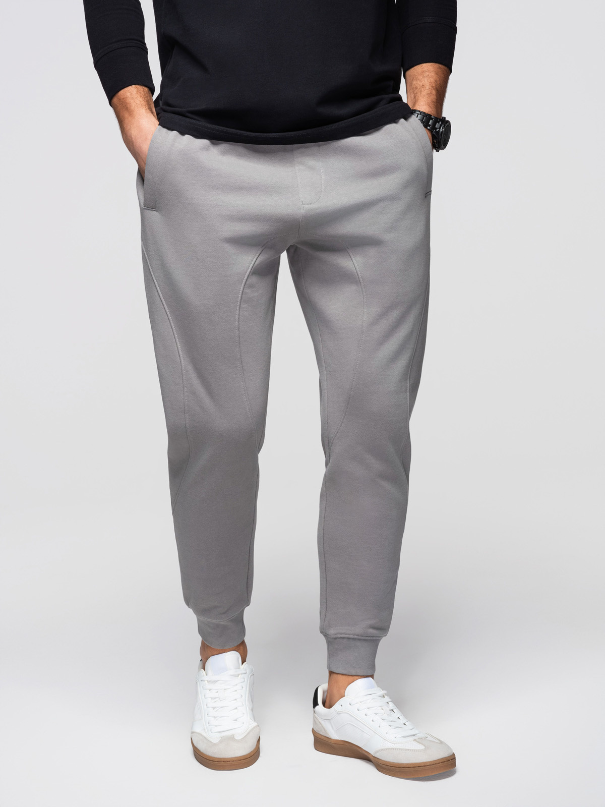 Męskie spodnie dresowe ze ściągaczem przy nogawce BASIC jogger - szare V8 - Rozmiar: L
