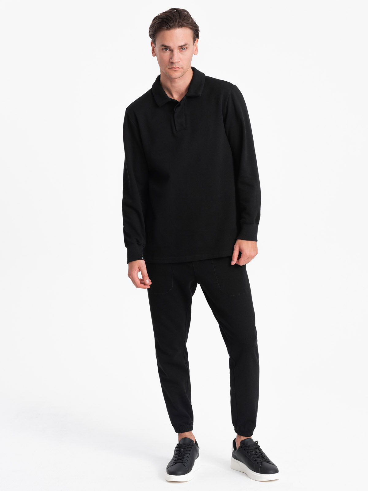 Komplet męski dresowy bluza z kołnierzem polo + spodnie - czarny V8