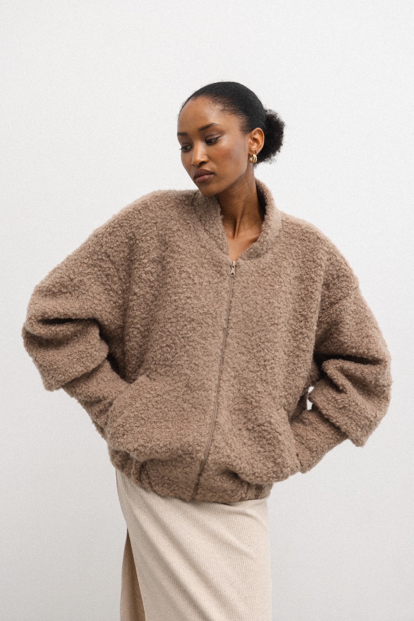 Kurtka bomberka z wełny w kolorze MOCCA - Marsala