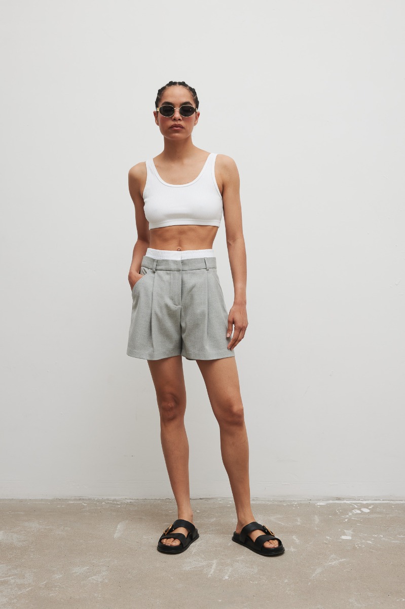 Eleganckie szorty z wiskozą w kolorze SZARYM - Marsala