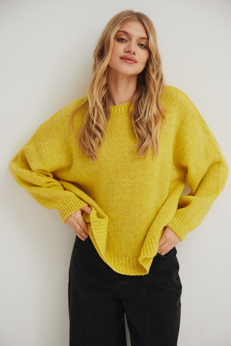 Sweter oversize z bufiastymi rękawami w kolorze LEMON - Marsala