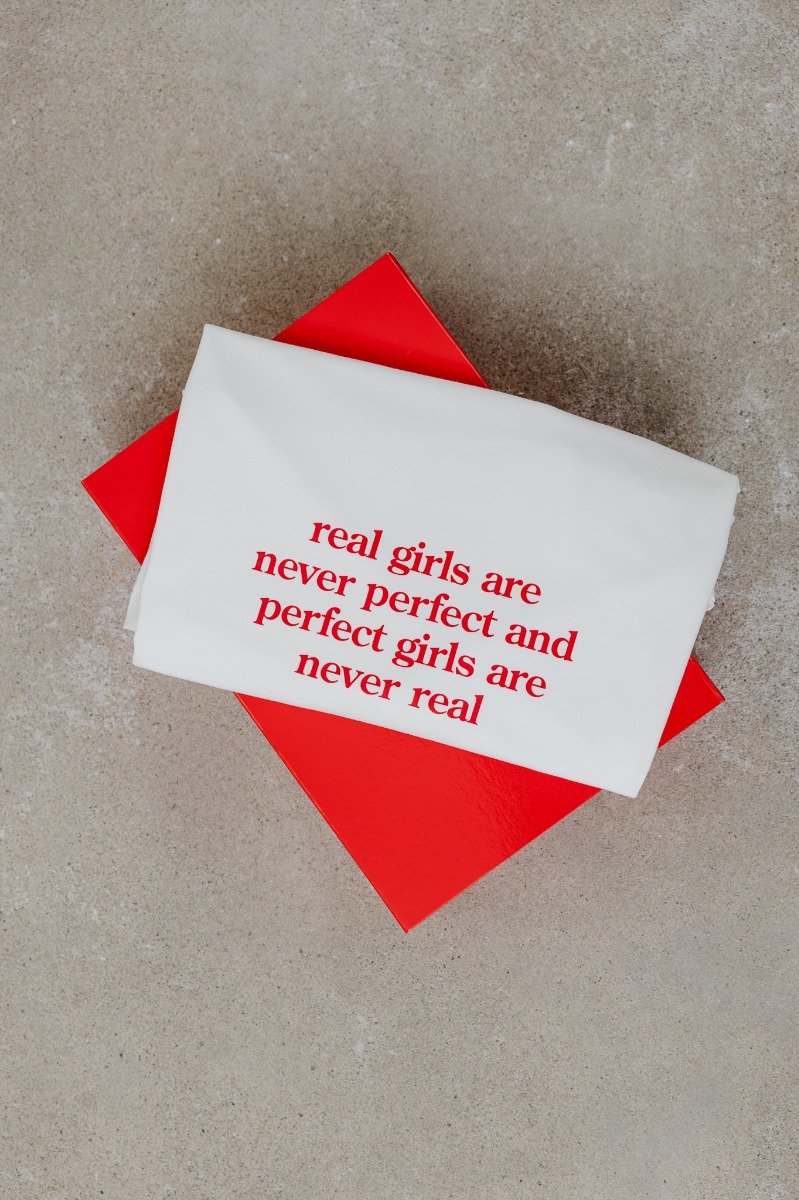 T-shirt z NADRUKIEM w kolorze ECRU - EAZY - Marsala