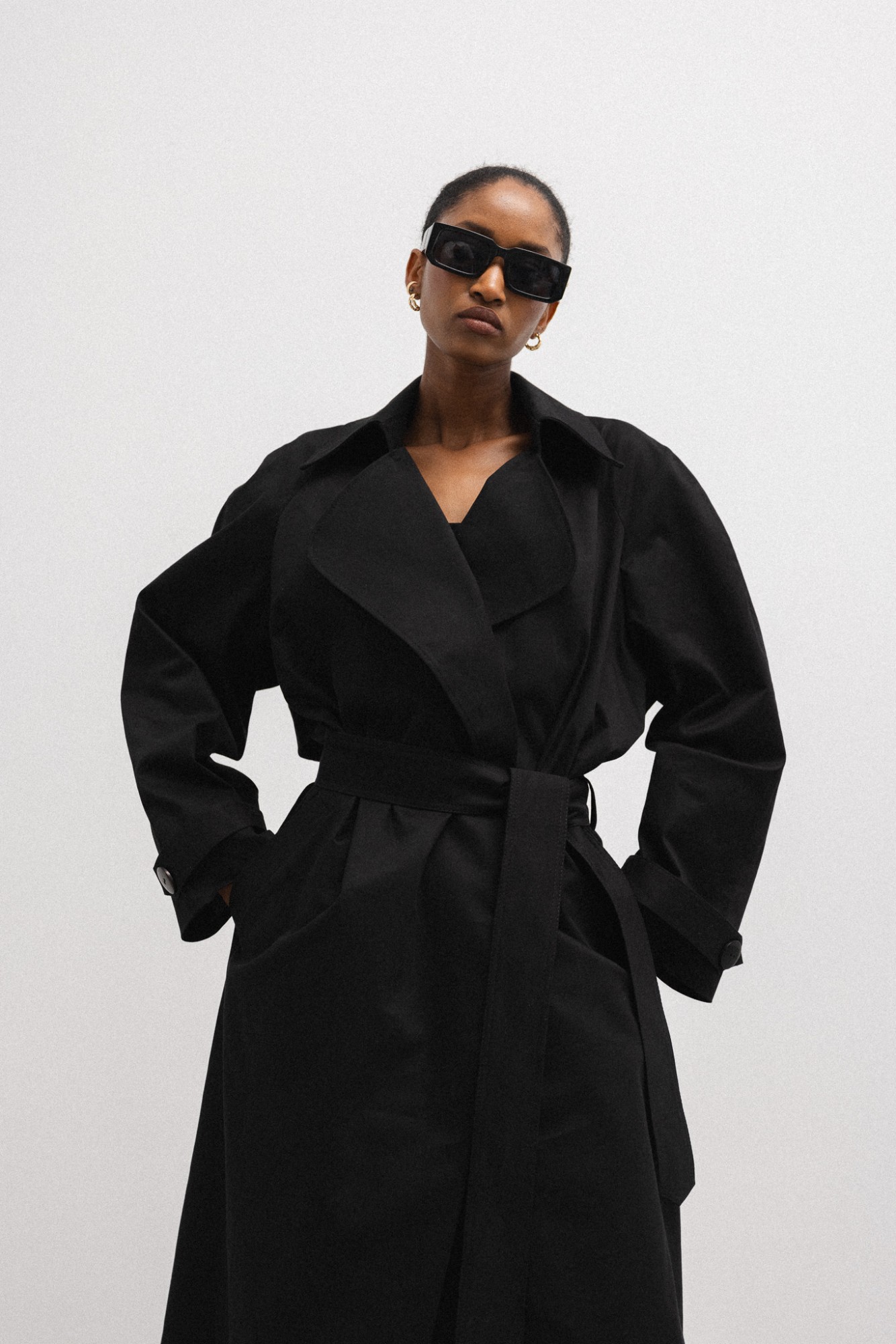 Klasyczny bawełniany trencz w kolorze BLACK MAGIC - Marsala