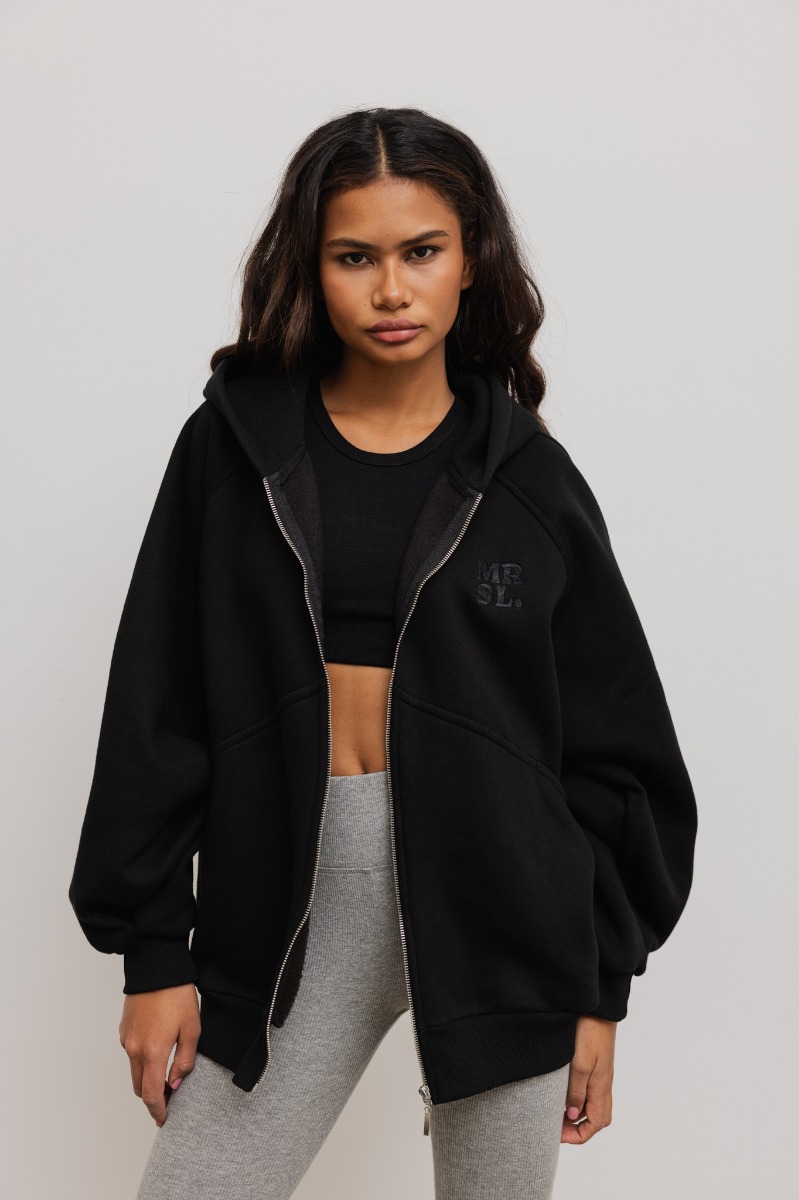 Bluza typu oversize z HAFTEM  w kolorze TOTALLY BLACK - Marsala