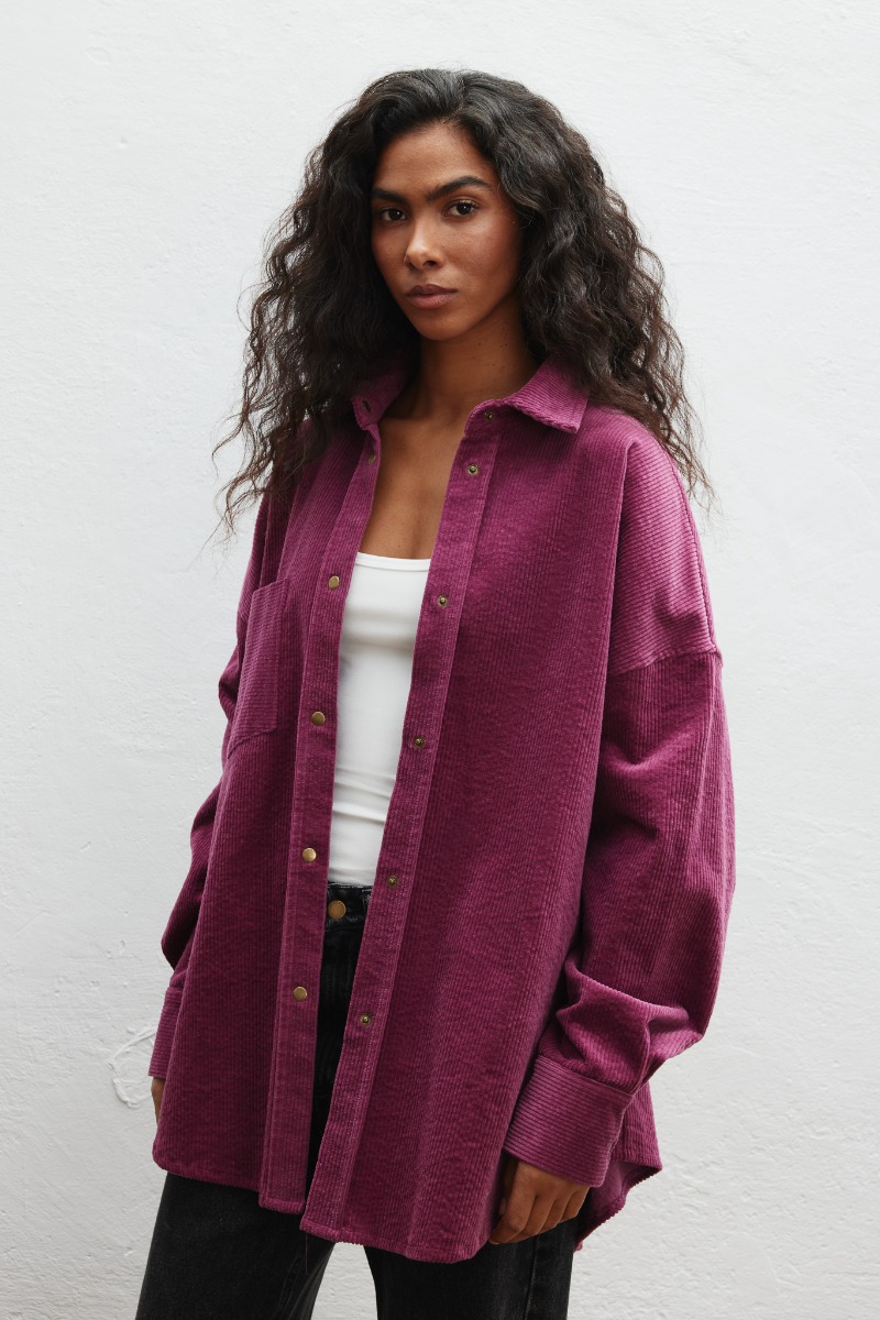 Sztruksowa koszula typu oversize w kolorze VIOLET - Marsala
