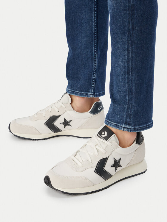 Converse Sneakersy Omega Trainer A13323C Beżowy