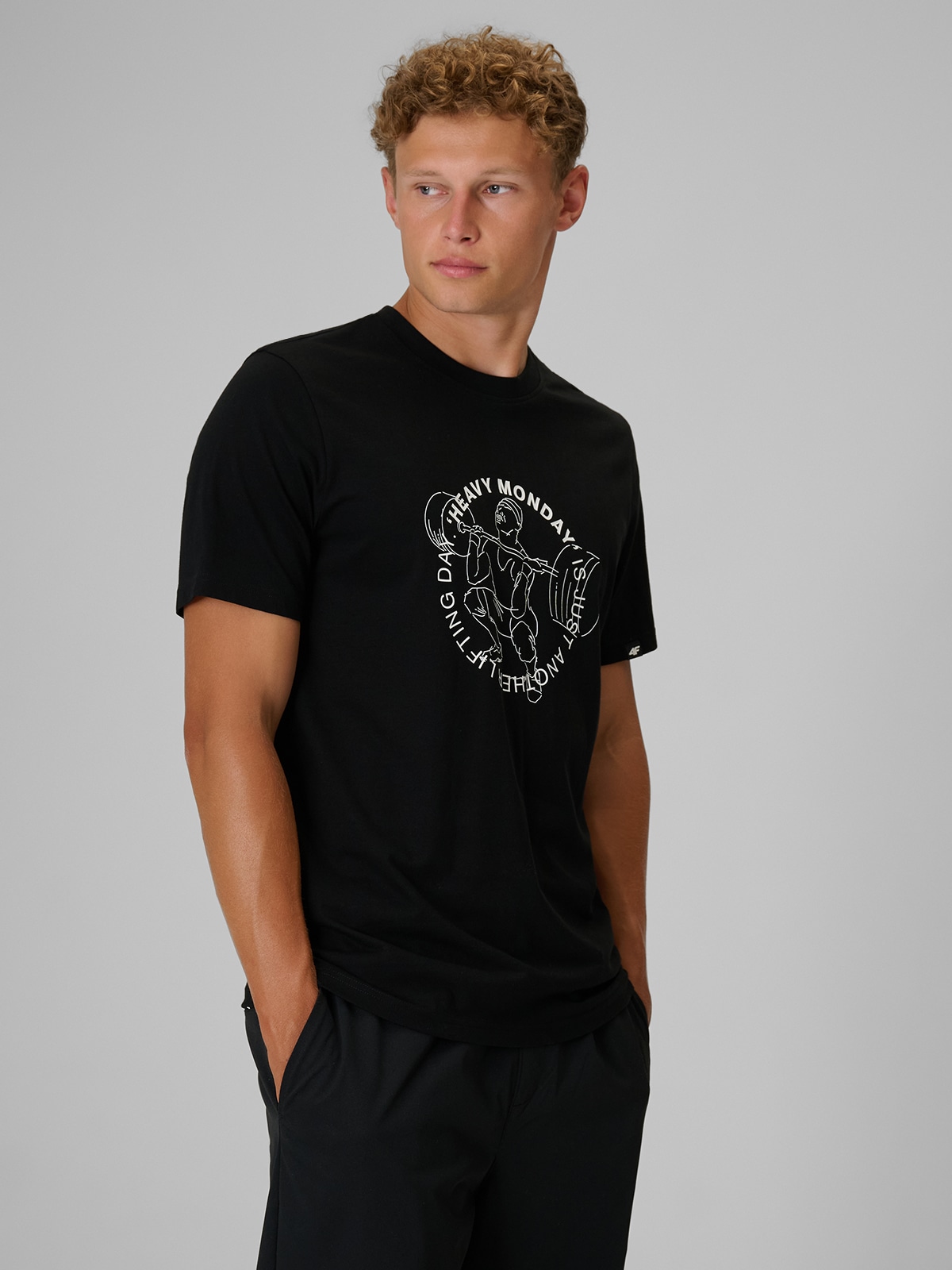 4F T-shirt regular z nadrukiem męski - czarny M