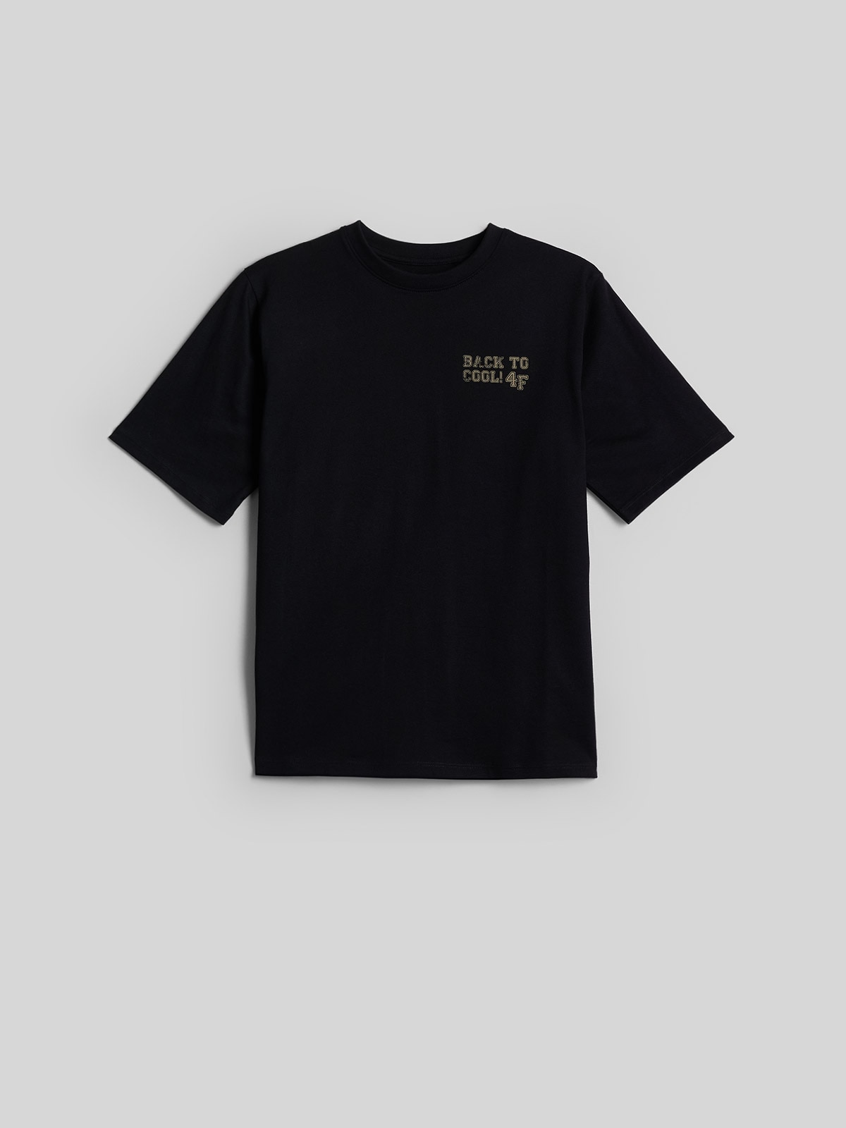 4F T-shirt loose z nadrukiem chłopięcy - czarny 158/164 (12-14 lat)