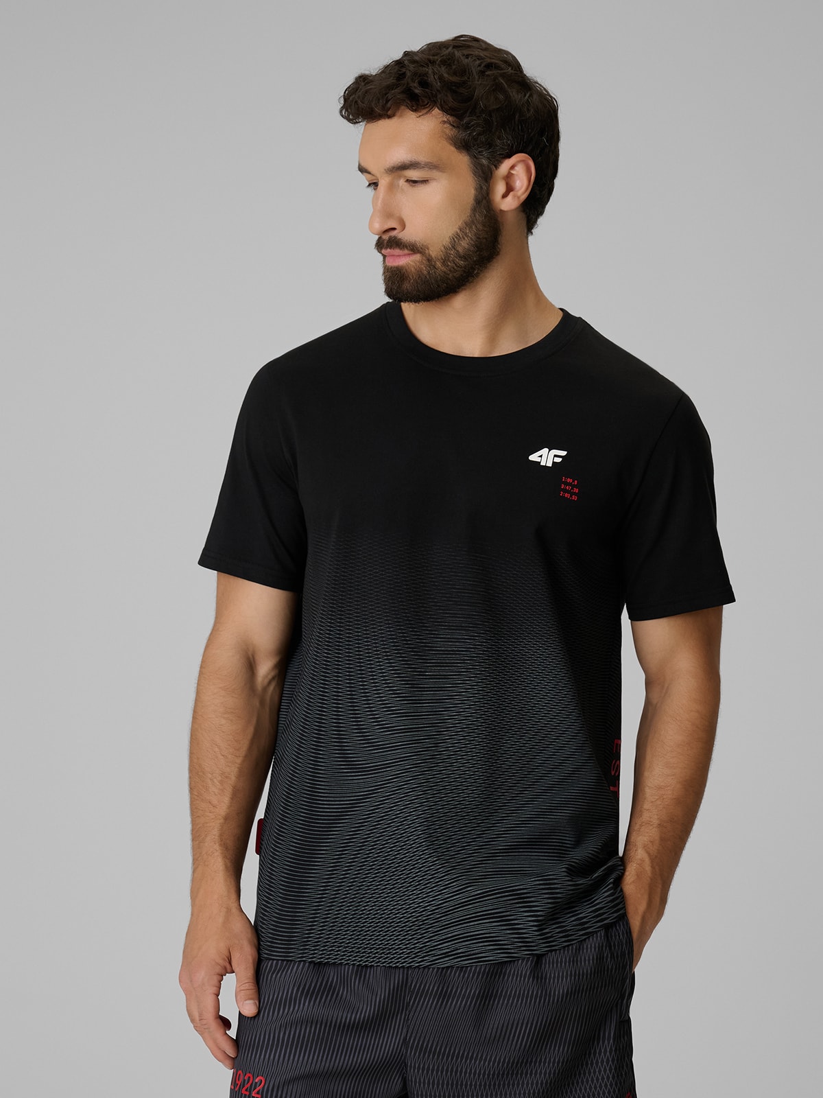 4F T-shirt regular z nadrukiem męski - czarny XL